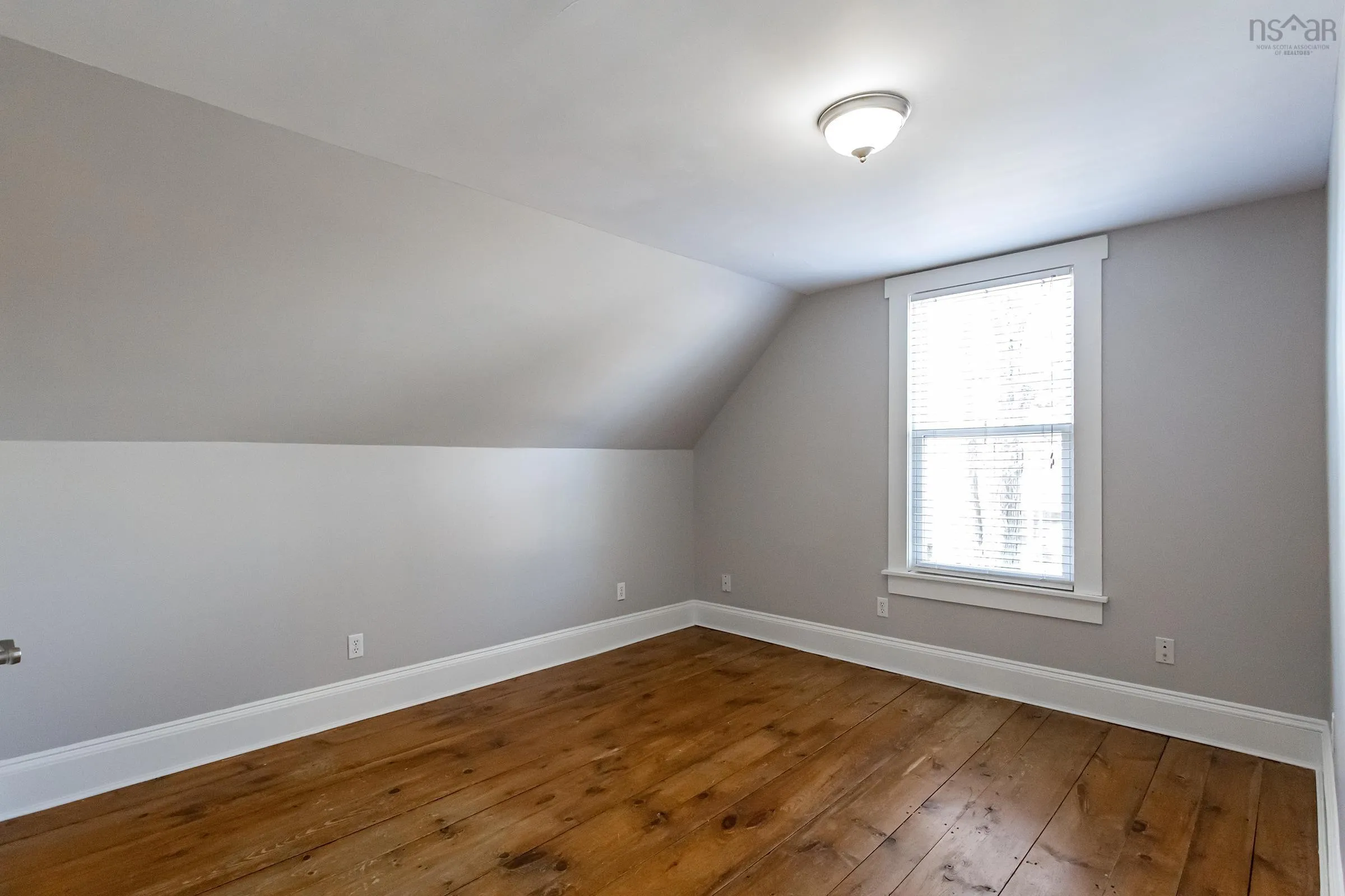 352 Main Street, Middleton, NS B0S 1P0, 3 Bedrooms Bedrooms, ,1 BathroomBathrooms,Residential,For Sale,Main,202524797