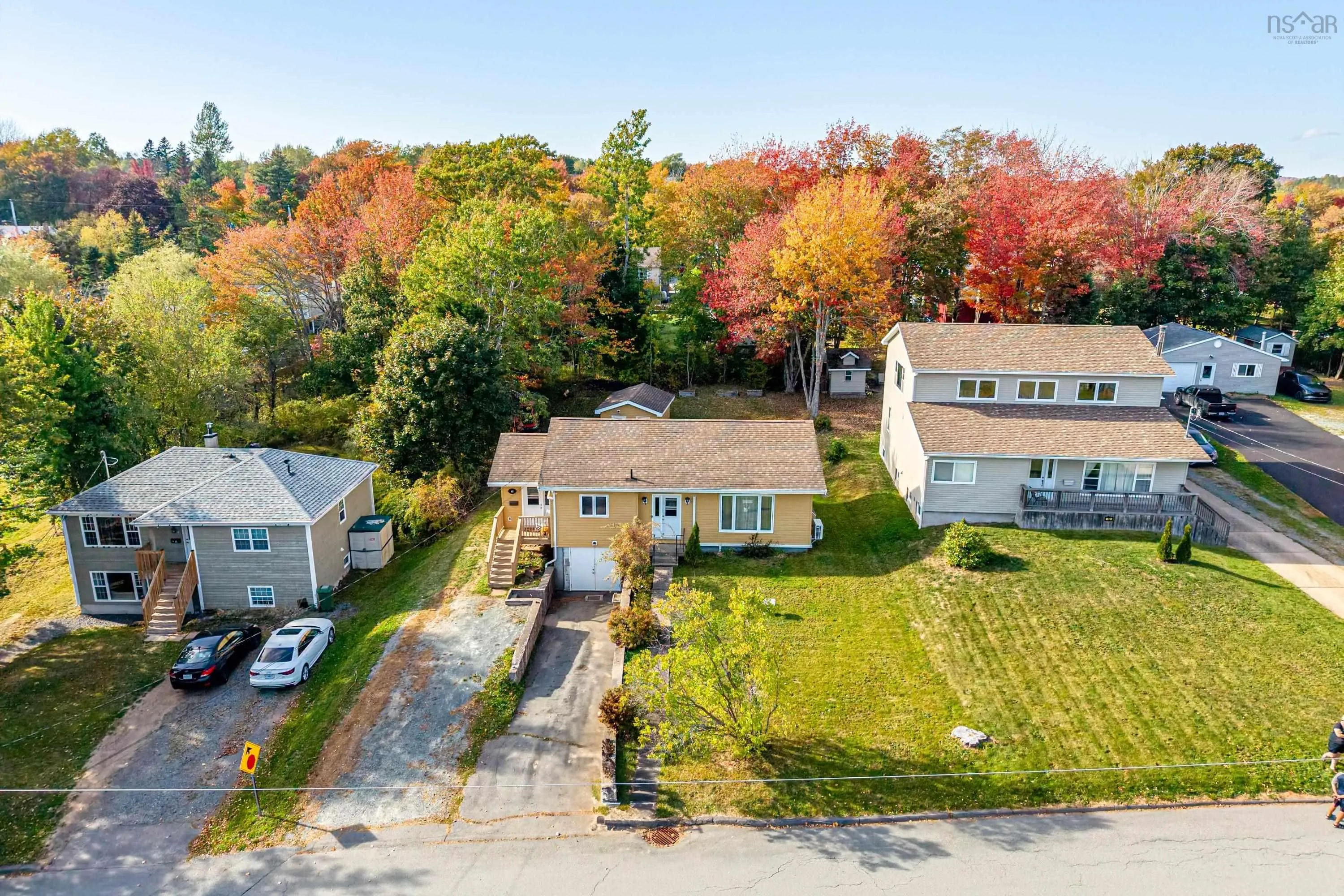 48 Irene Avenue, Lower Sackville, NS B4E 1H7, 5 Bedrooms Bedrooms, ,2 BathroomsBathrooms,Residential,For Sale,Irene,202525473