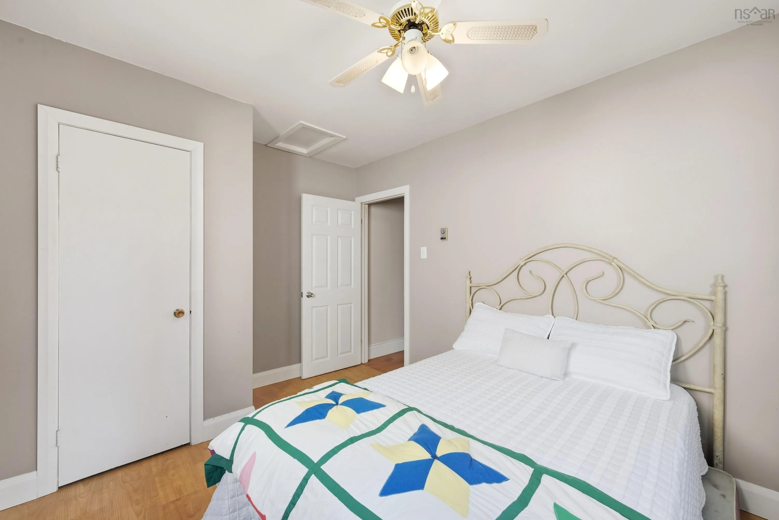 48 Irene Avenue, Lower Sackville, NS B4E 1H7, 5 Bedrooms Bedrooms, ,2 BathroomsBathrooms,Residential,For Sale,Irene,202525473