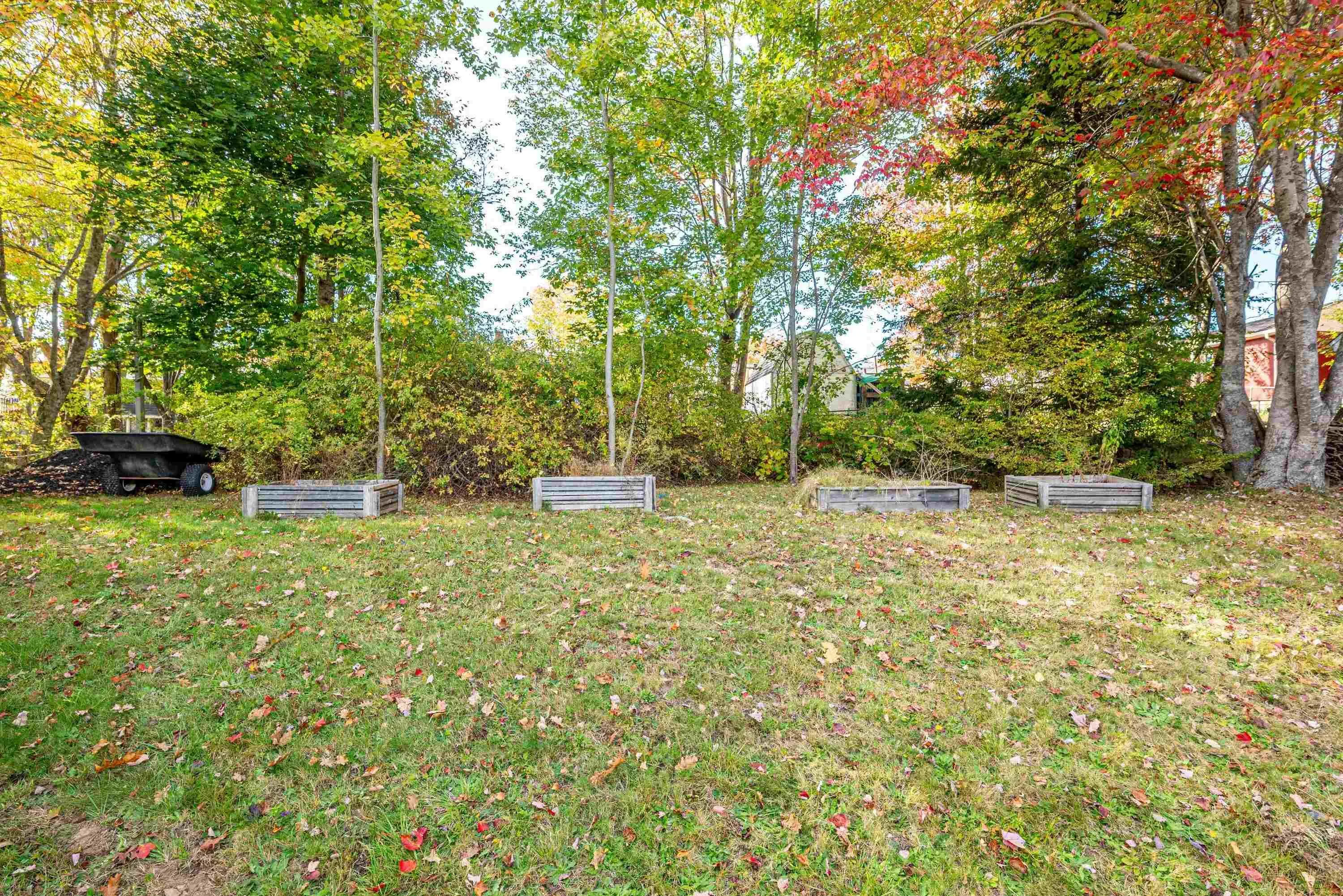 48 Irene Avenue, Lower Sackville, NS B4E 1H7, 5 Bedrooms Bedrooms, ,2 BathroomsBathrooms,Residential,For Sale,Irene,202525473