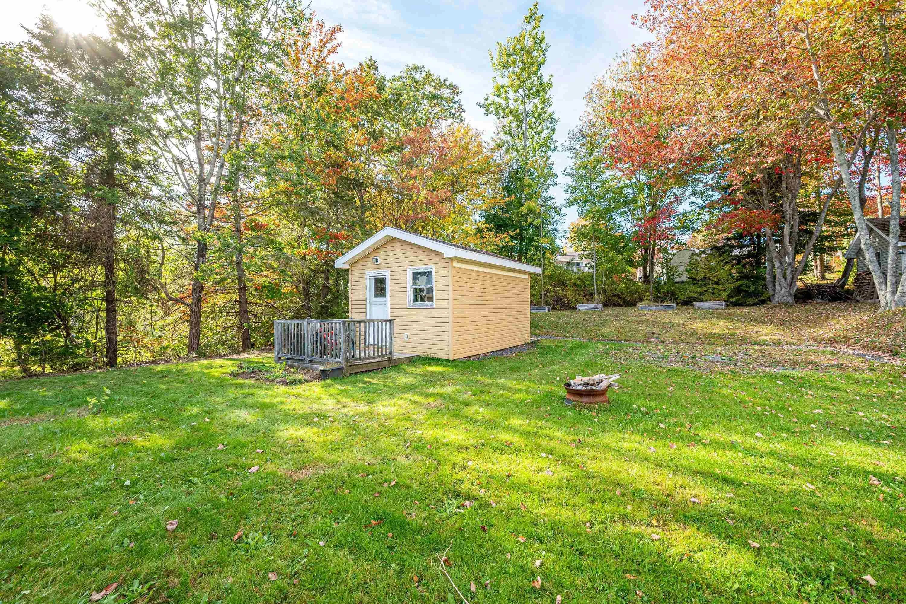 48 Irene Avenue, Lower Sackville, NS B4E 1H7, 5 Bedrooms Bedrooms, ,2 BathroomsBathrooms,Residential,For Sale,Irene,202525473