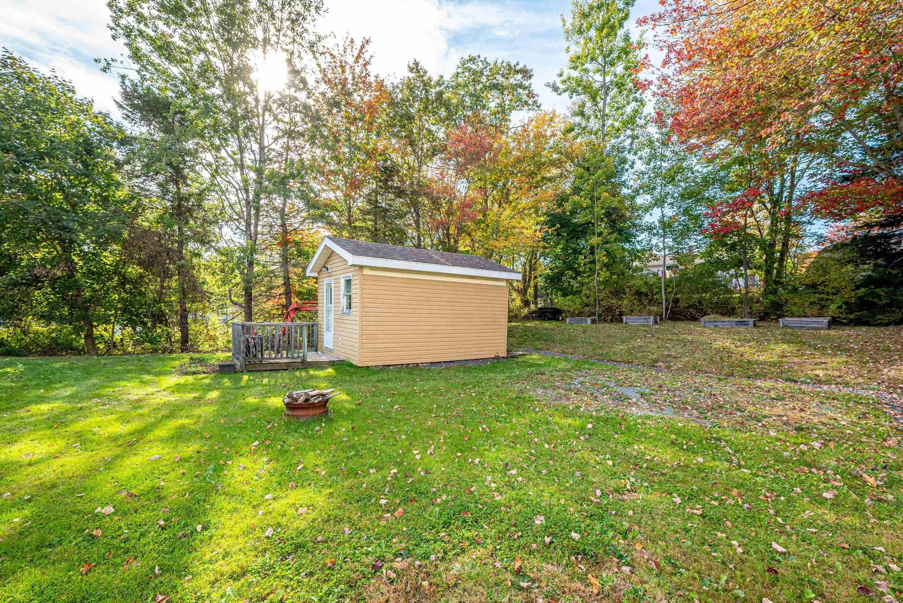 48 Irene Avenue, Lower Sackville, NS B4E 1H7, 5 Bedrooms Bedrooms, ,2 BathroomsBathrooms,Residential,For Sale,Irene,202525473