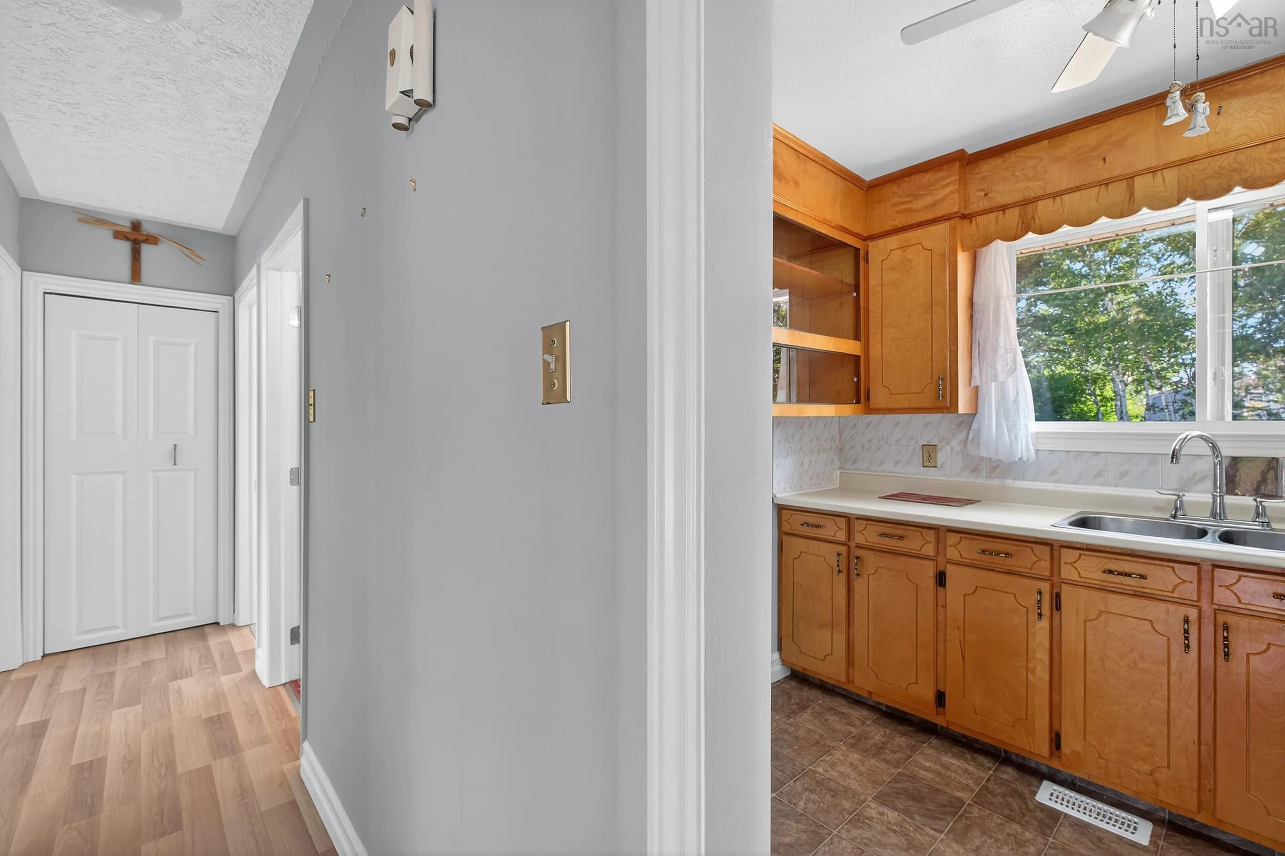 38 Glenda Crescent, Sydney, NS B1S 2M5, 4 Bedrooms Bedrooms, ,2 BathroomsBathrooms,Residential,For Sale,Glenda Crescent,202520432