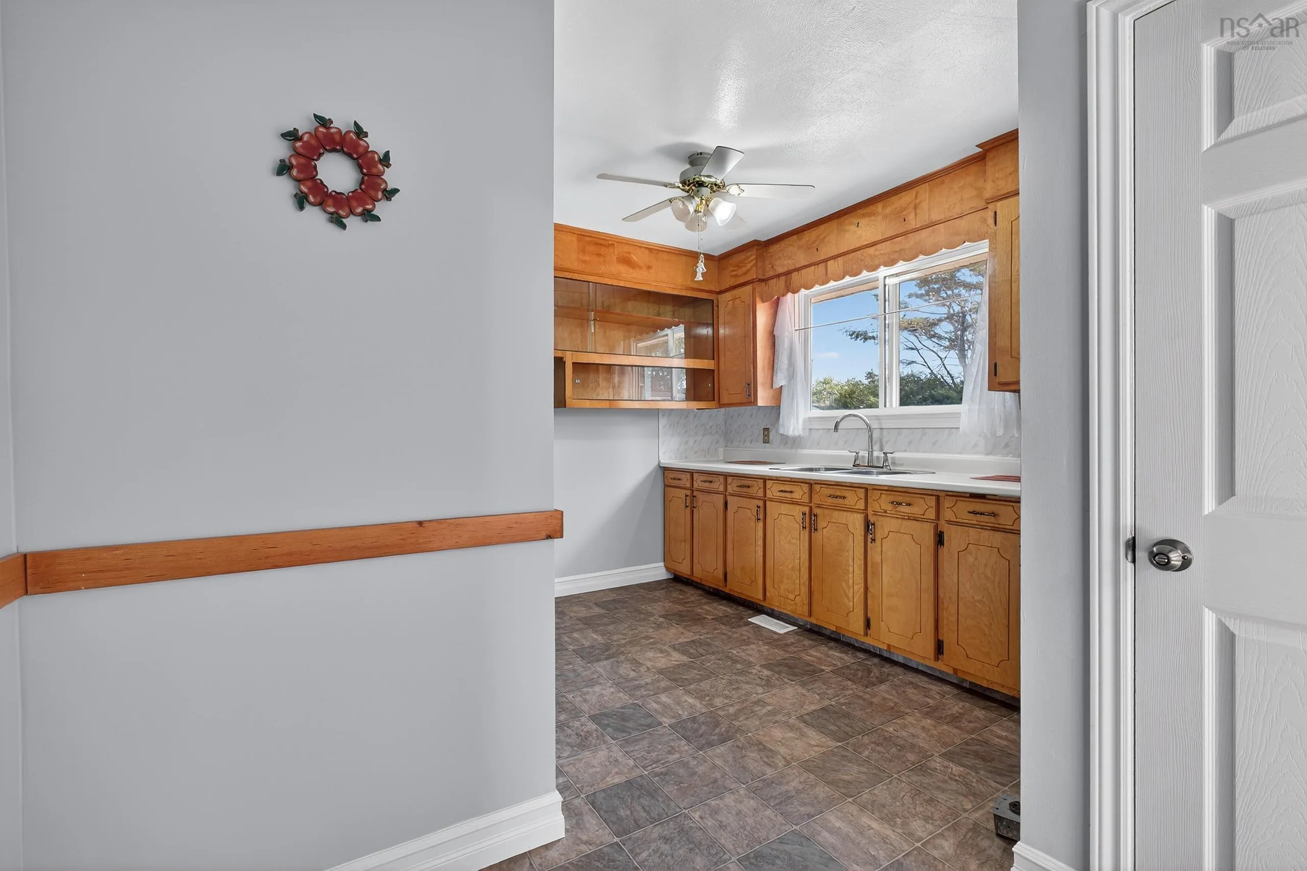 38 Glenda Crescent, Sydney, NS B1S 2M5, 4 Bedrooms Bedrooms, ,2 BathroomsBathrooms,Residential,For Sale,Glenda Crescent,202520432