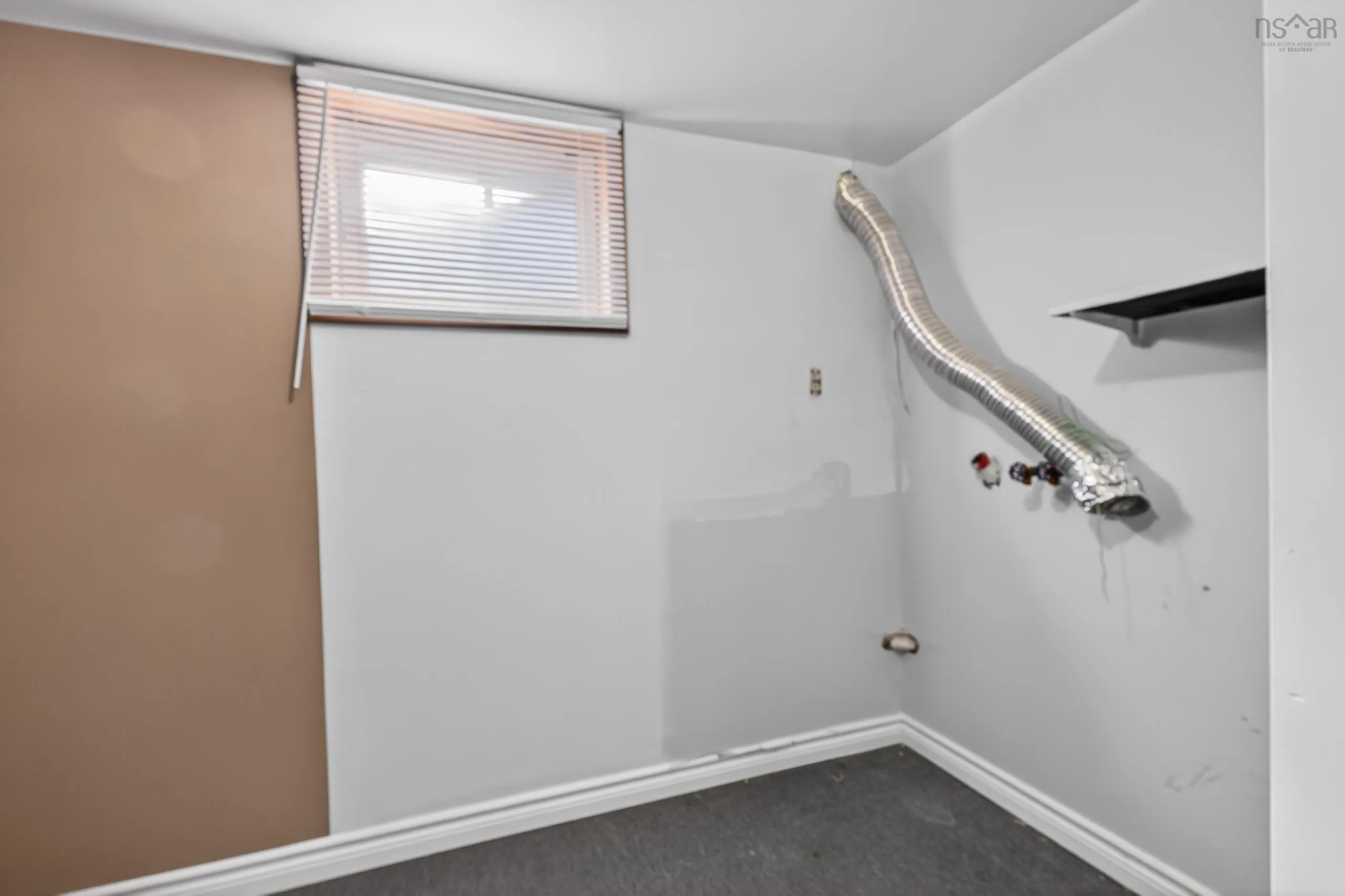 38 Glenda Crescent, Sydney, NS B1S 2M5, 4 Bedrooms Bedrooms, ,2 BathroomsBathrooms,Residential,For Sale,Glenda Crescent,202520432