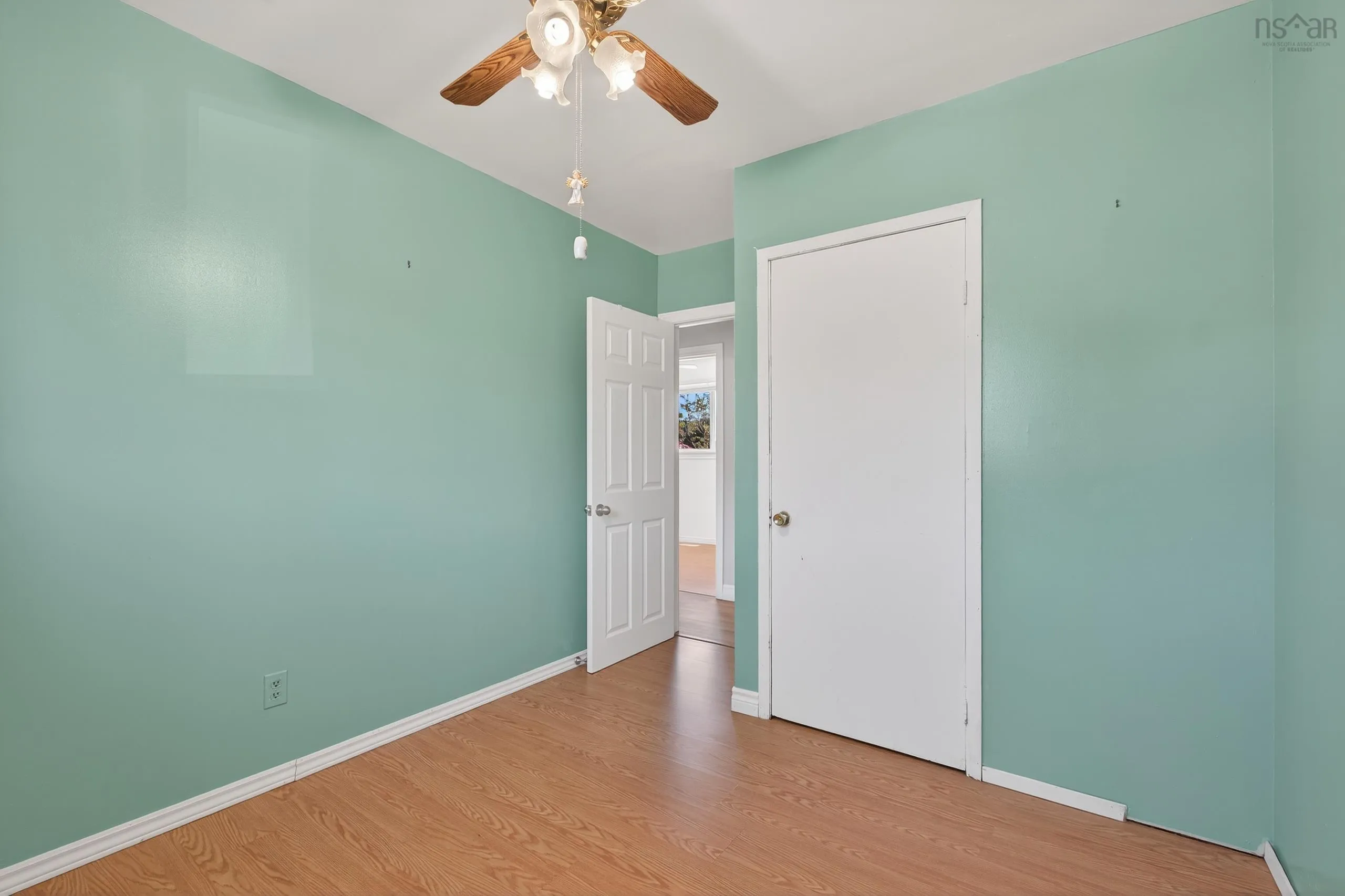 38 Glenda Crescent, Sydney, NS B1S 2M5, 4 Bedrooms Bedrooms, ,2 BathroomsBathrooms,Residential,For Sale,Glenda Crescent,202520432