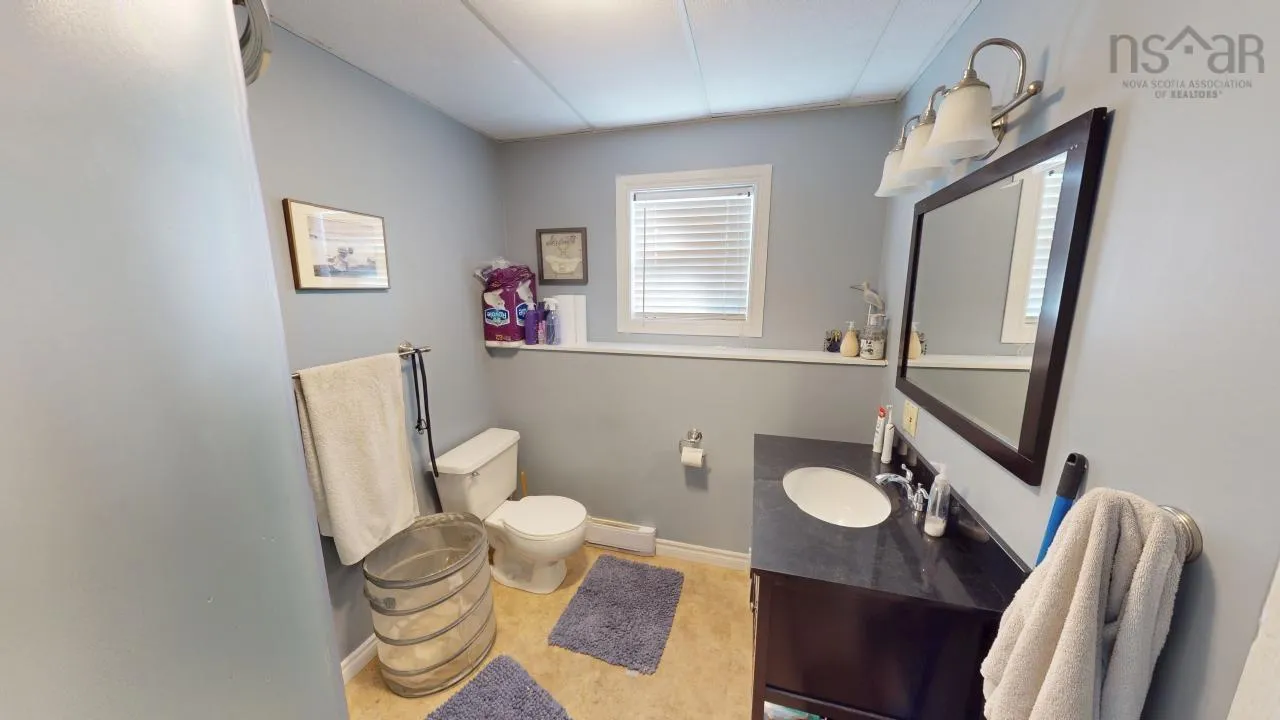 313 Almont Avenue, New Glasgow Ns B2h 3h2, 5 Bedrooms Bedrooms, ,2 BathroomsBathrooms,Residential,For Sale,Almont,202506314