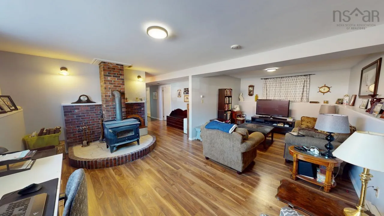 313 Almont Avenue, New Glasgow Ns B2h 3h2, 5 Bedrooms Bedrooms, ,2 BathroomsBathrooms,Residential,For Sale,Almont,202506314