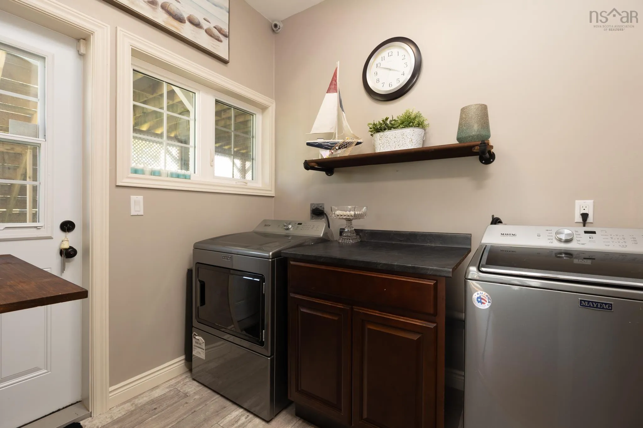 35 Sprucewood Drive, Yarmouth, NS B5A 4M9, 3 Bedrooms Bedrooms, ,4 BathroomsBathrooms,Residential,For Sale,Sprucewood,202521318