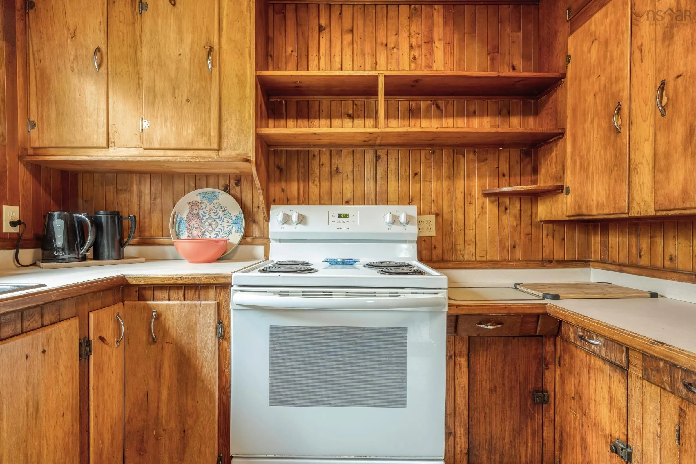 39 Petite Riviere Road, Petite Rivière Ns B4v 5z2, 3 Bedrooms Bedrooms, ,1 BathroomBathrooms,Residential,For Sale,Petite Riviere,202510551