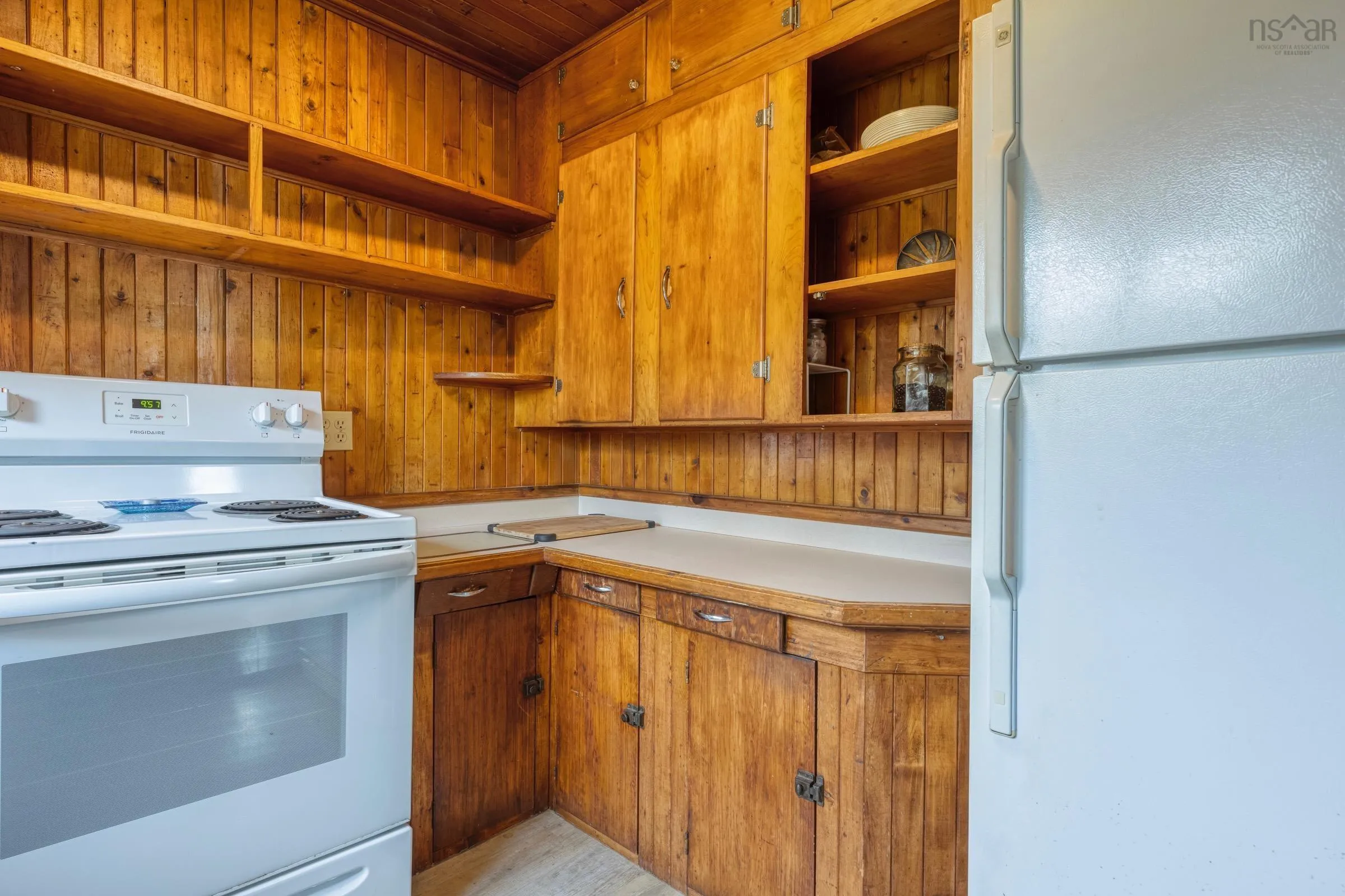 39 Petite Riviere Road, Petite Rivière Ns B4v 5z2, 3 Bedrooms Bedrooms, ,1 BathroomBathrooms,Residential,For Sale,Petite Riviere,202510551