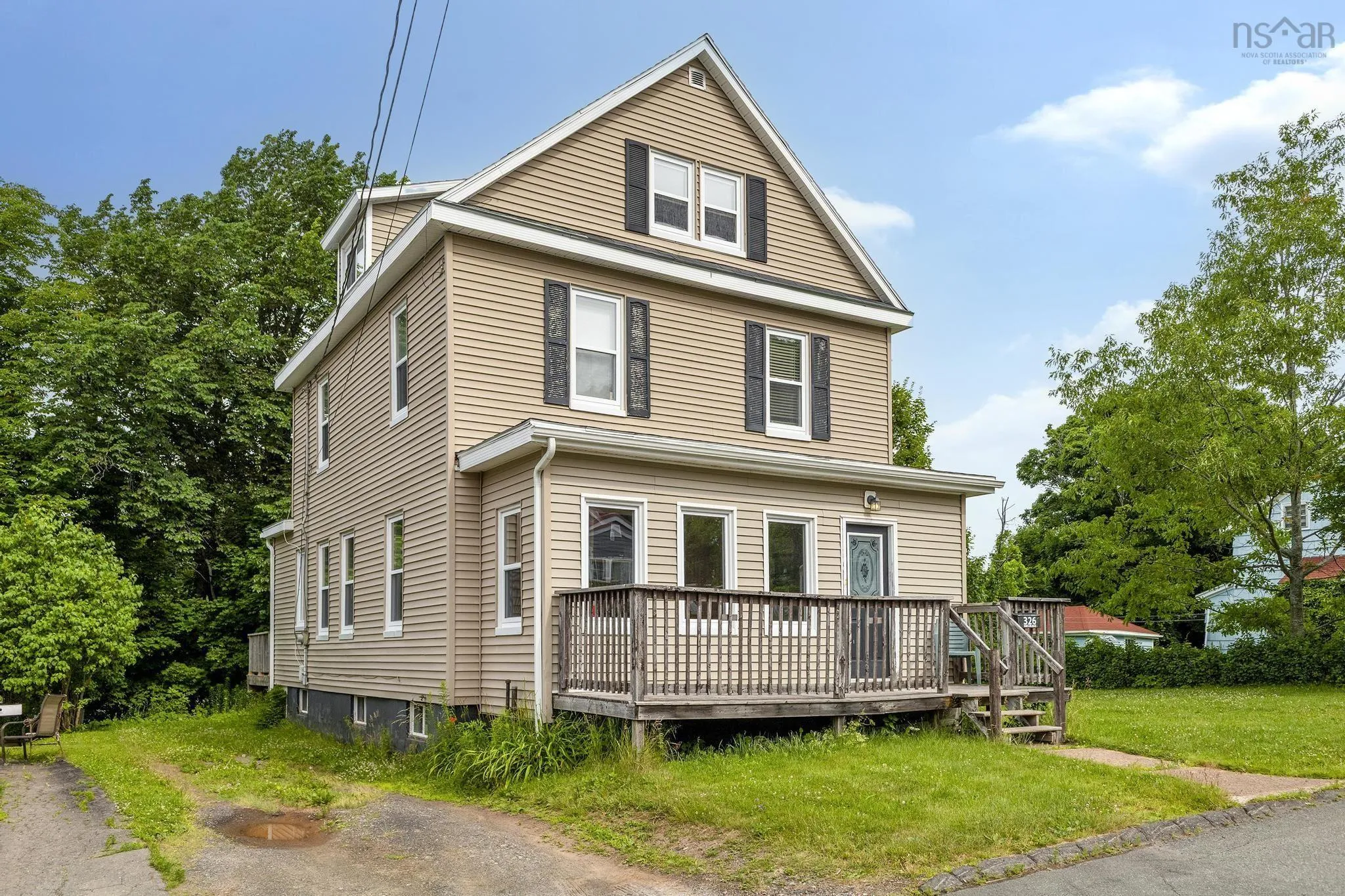 326 Shelburne Street, New Glasgow, NS B2H 3K4, 4 Bedrooms Bedrooms, ,2 BathroomsBathrooms,Residential,For Sale,Shelburne,202517488