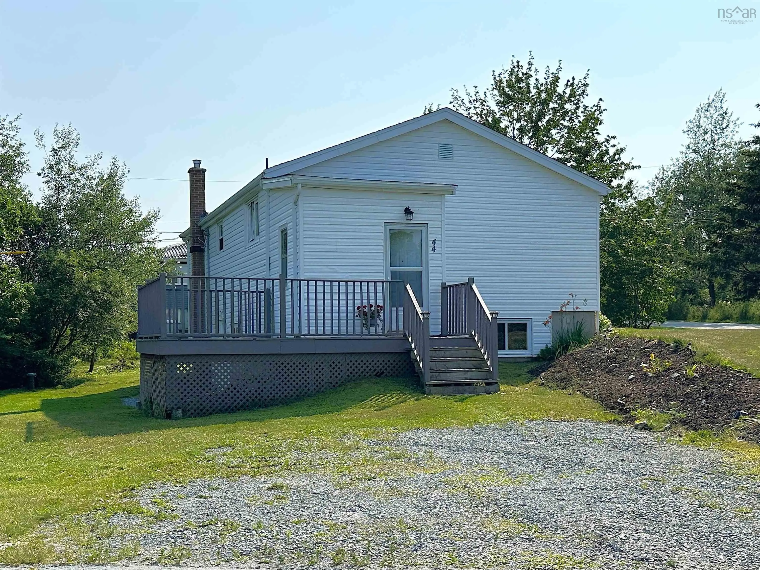 44 Bissett Lake Road, Cole Harbour, NS B2V 2T3, 3 Bedrooms Bedrooms, ,1 BathroomBathrooms,Residential,For Sale,Bissett Lake,202518175