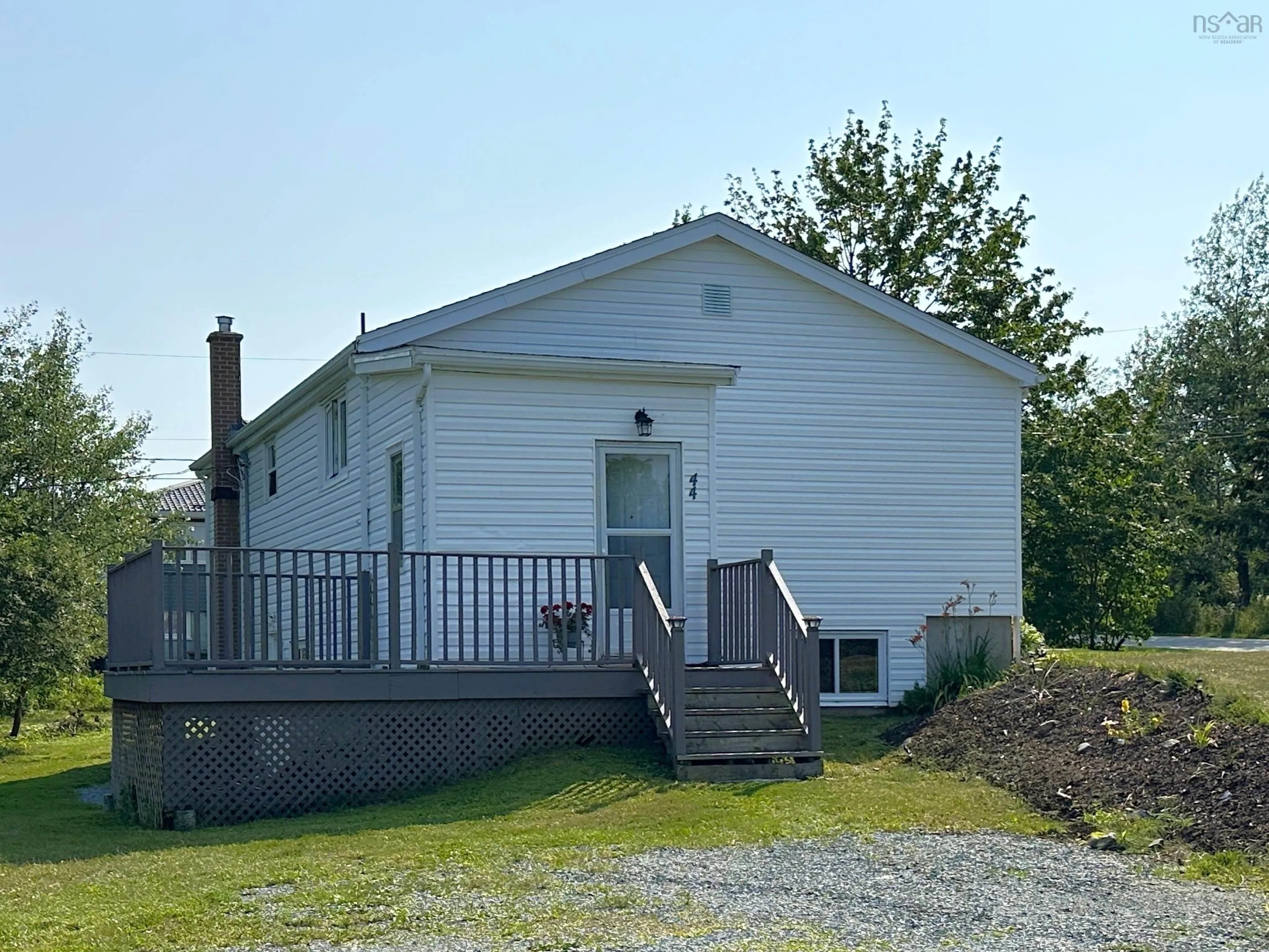 44 Bissett Lake Road, Cole Harbour, NS B2V 2T3, 3 Bedrooms Bedrooms, ,1 BathroomBathrooms,Residential,For Sale,Bissett Lake,202518175