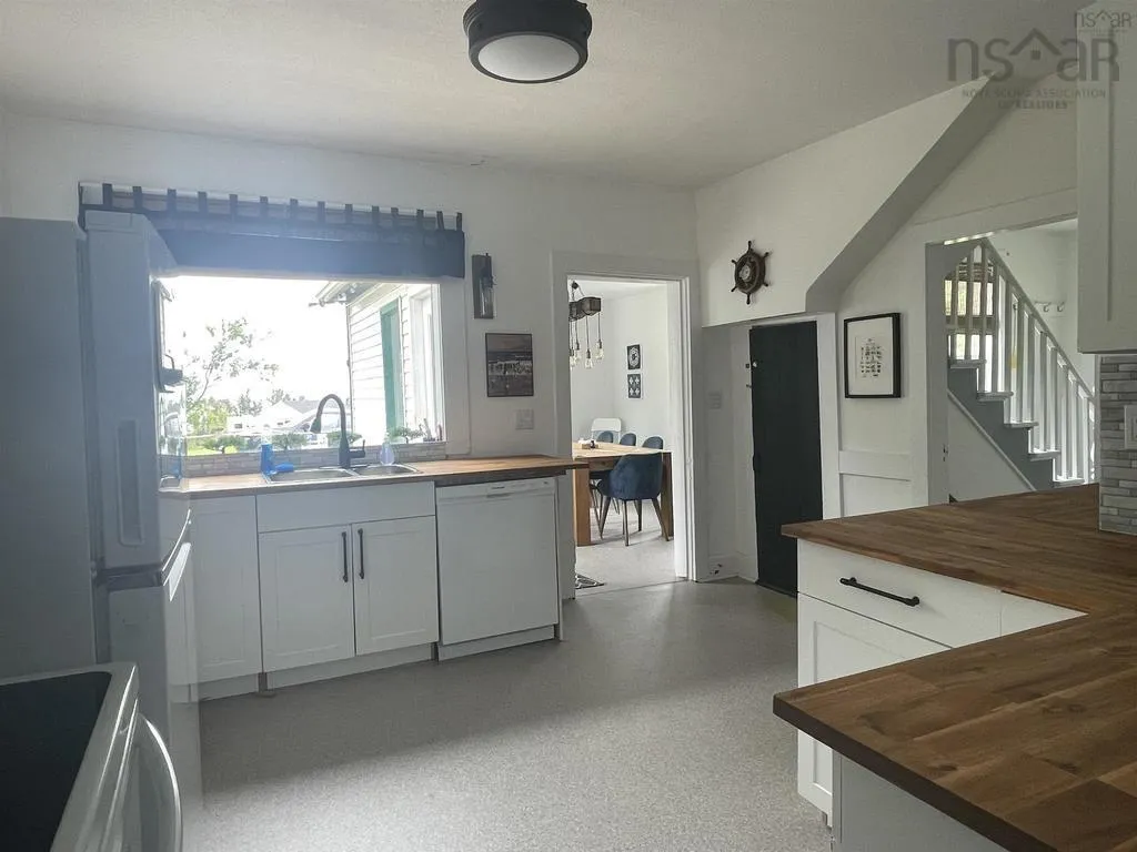 43 Eds Lane, Caribou River, NS B0K 1H0, 5 Bedrooms Bedrooms, ,2 BathroomsBathrooms,Residential,For Sale,Eds,202522305