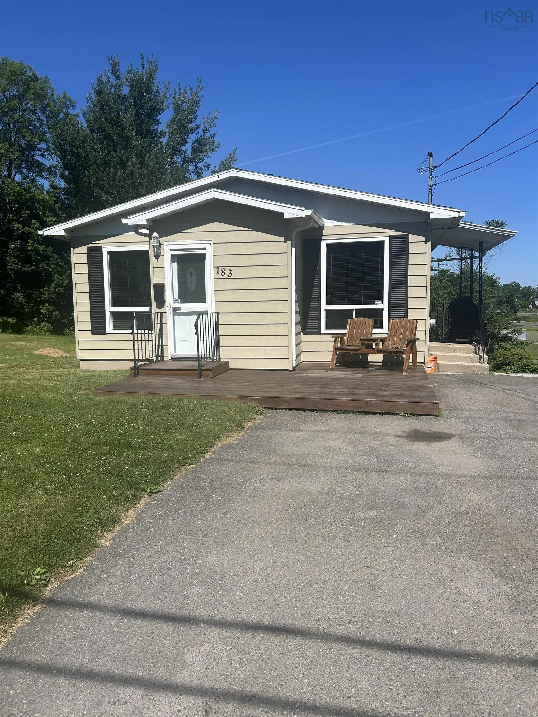 183 Harold Street, Sydney, NS B1P 3M6, 2 Bedrooms Bedrooms, ,1 BathroomBathrooms,Residential,For Sale,Harold,202517618