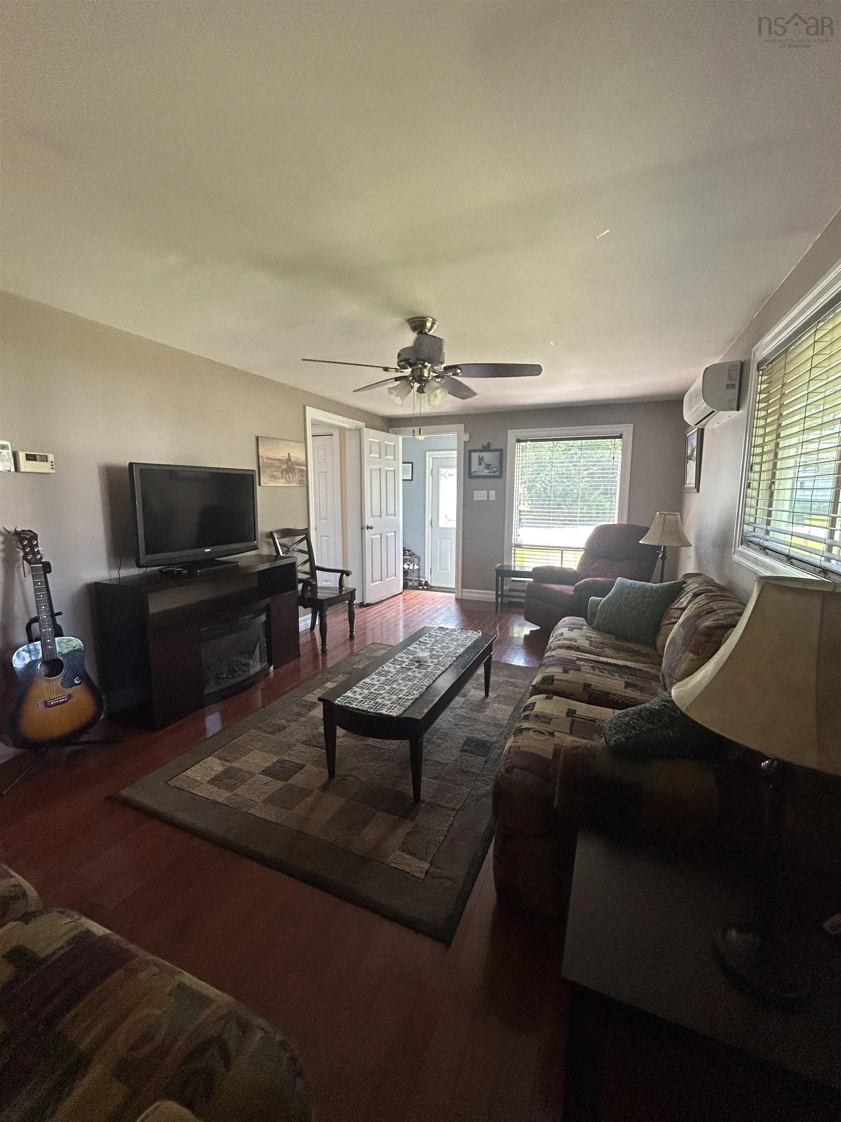 183 Harold Street, Sydney, NS B1P 3M6, 2 Bedrooms Bedrooms, ,1 BathroomBathrooms,Residential,For Sale,Harold,202517618