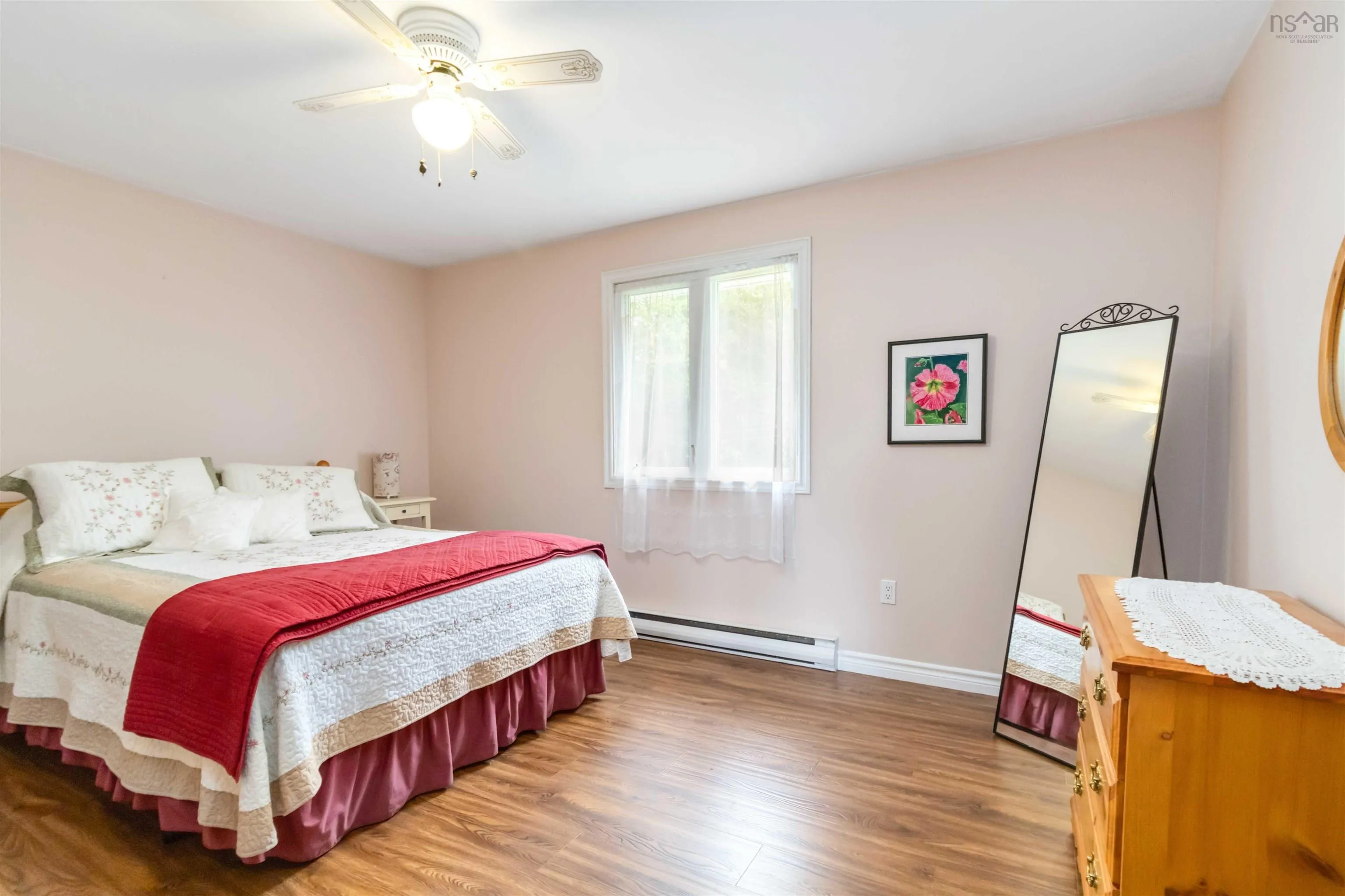 535 Cow Bay Road, Eastern Passage, NS B3G 1J6, 3 Bedrooms Bedrooms, ,1 BathroomBathrooms,Residential,For Sale,Cow Bay,202520702
