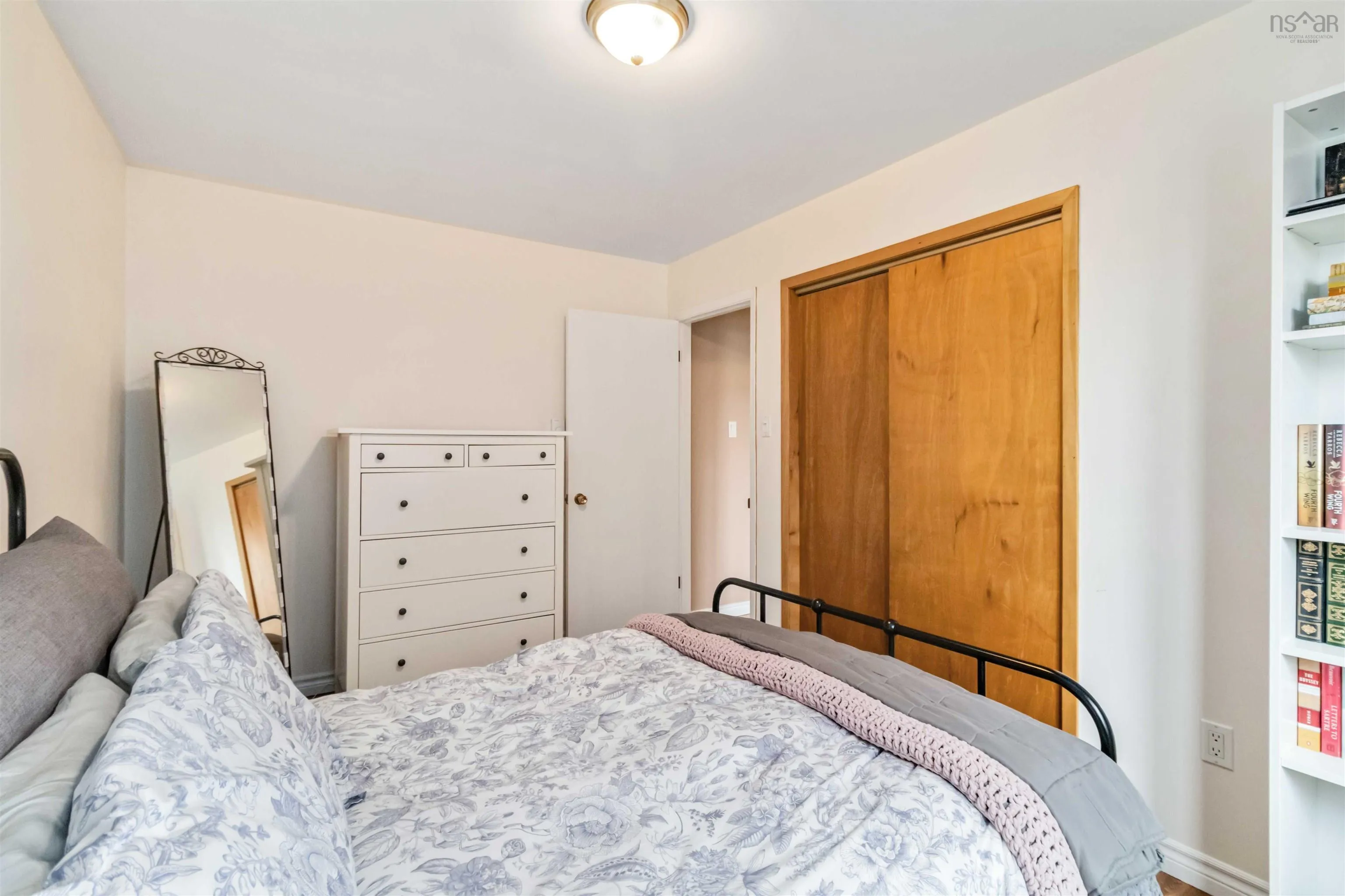 535 Cow Bay Road, Eastern Passage, NS B3G 1J6, 3 Bedrooms Bedrooms, ,1 BathroomBathrooms,Residential,For Sale,Cow Bay,202520702