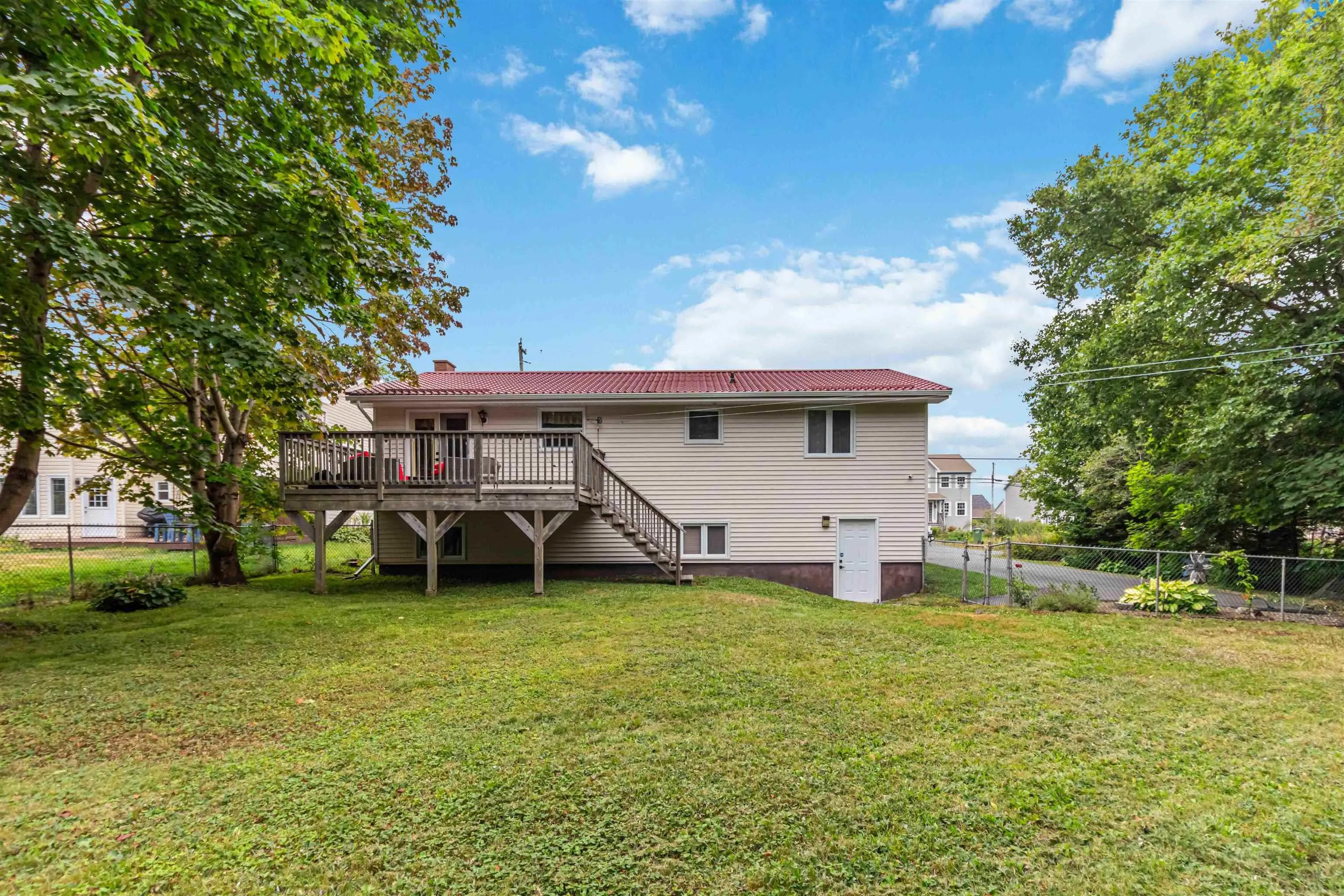 535 Cow Bay Road, Eastern Passage, NS B3G 1J6, 3 Bedrooms Bedrooms, ,1 BathroomBathrooms,Residential,For Sale,Cow Bay,202520702