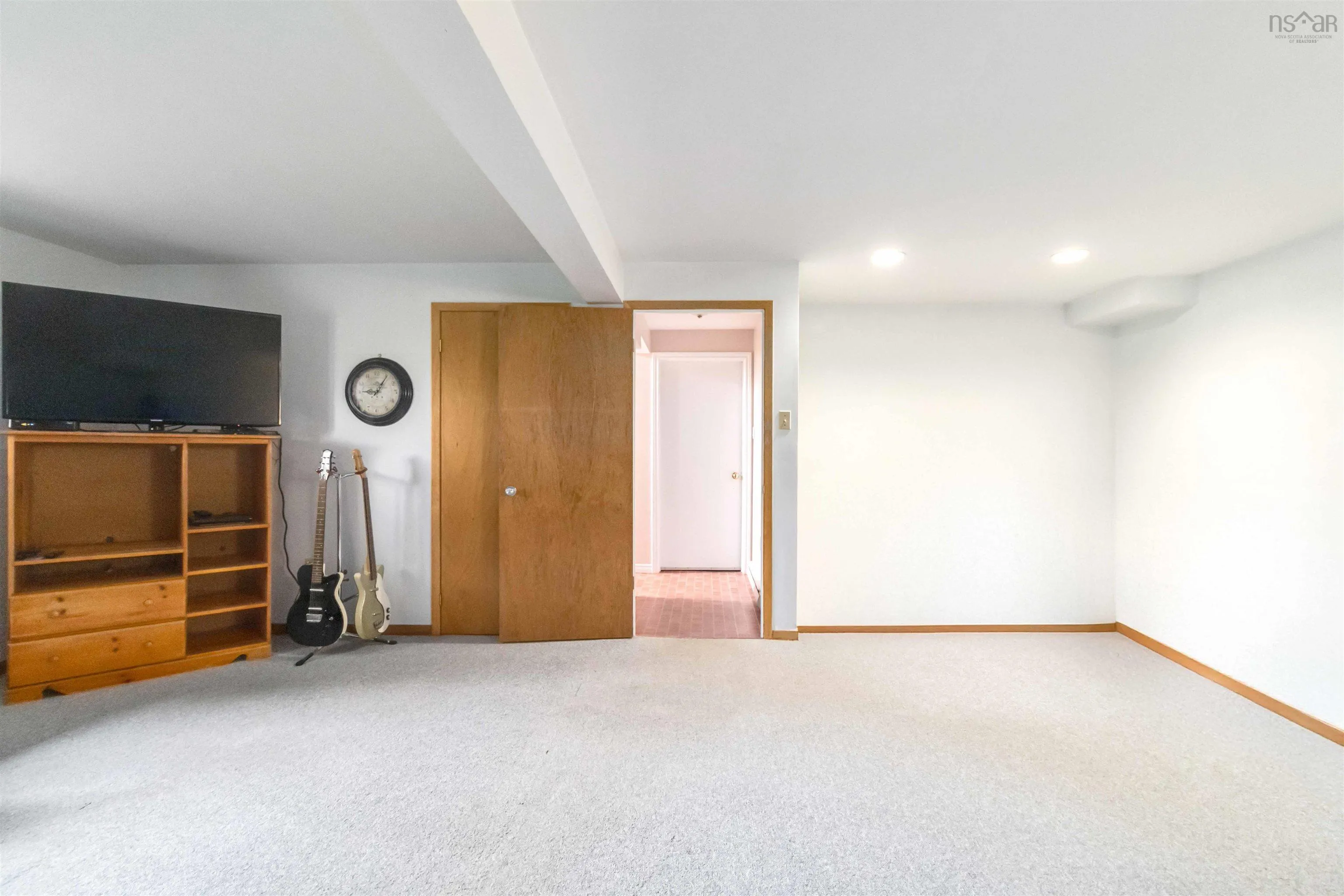535 Cow Bay Road, Eastern Passage, NS B3G 1J6, 3 Bedrooms Bedrooms, ,1 BathroomBathrooms,Residential,For Sale,Cow Bay,202520702