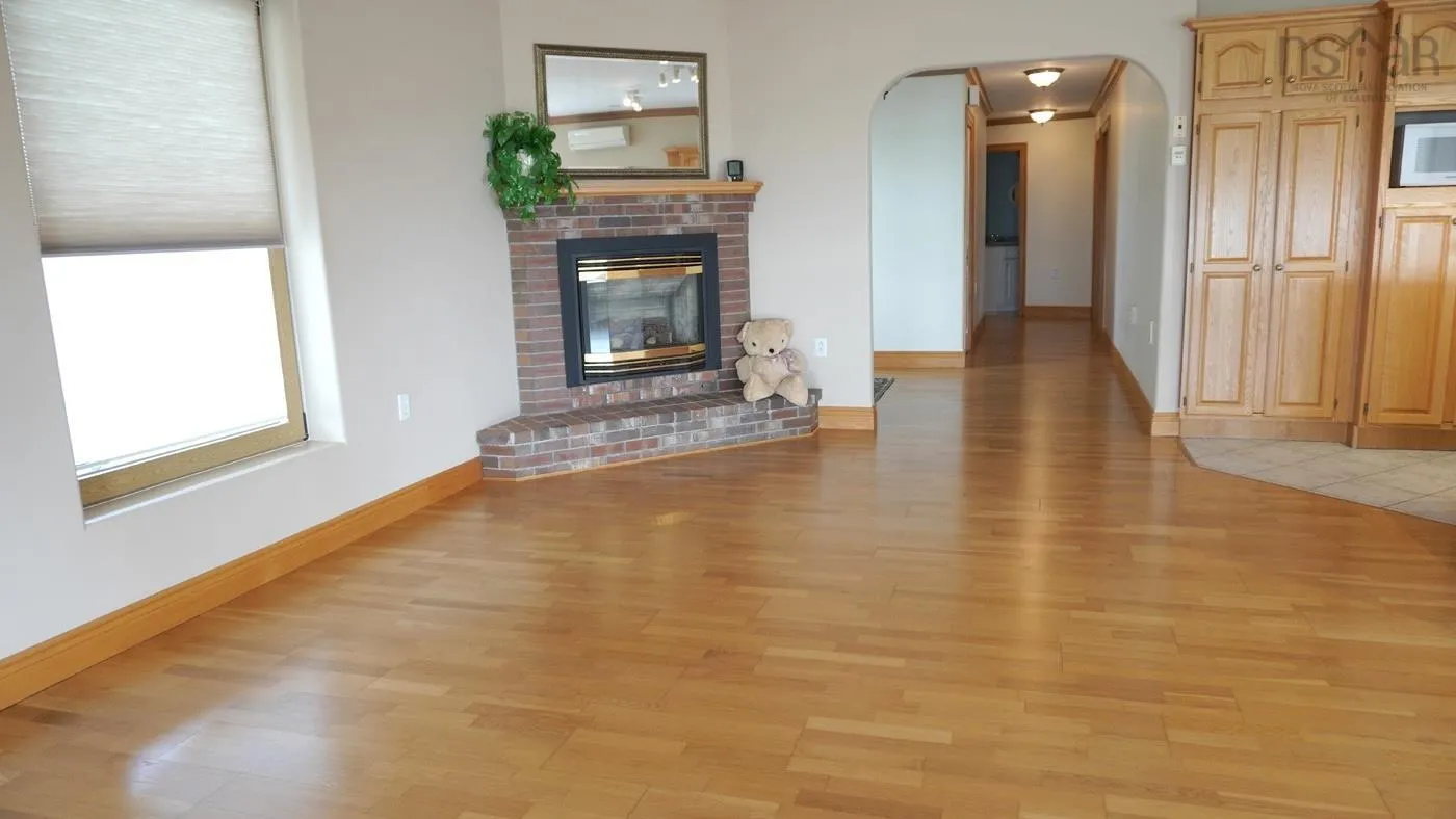 1638 Shore Road, Eastern Passage, NS B3G 1G3, 3 Bedrooms Bedrooms, ,3 BathroomsBathrooms,Residential,For Sale,Shore,202517740