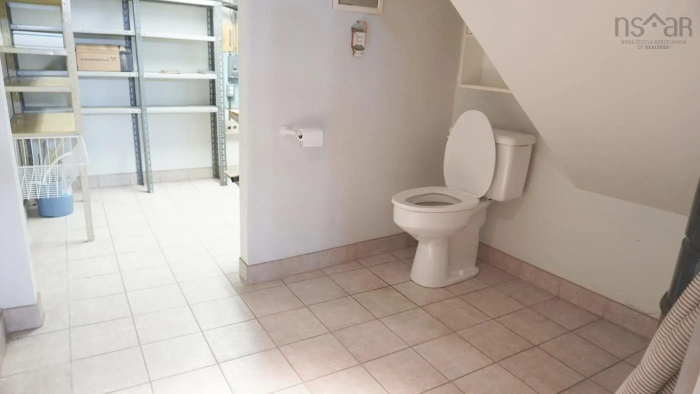 1638 Shore Road, Eastern Passage, NS B3G 1G3, 3 Bedrooms Bedrooms, ,3 BathroomsBathrooms,Residential,For Sale,Shore,202517740