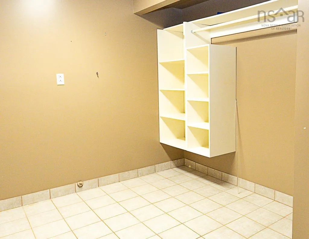 1638 Shore Road, Eastern Passage, NS B3G 1G3, 3 Bedrooms Bedrooms, ,3 BathroomsBathrooms,Residential,For Sale,Shore,202517740