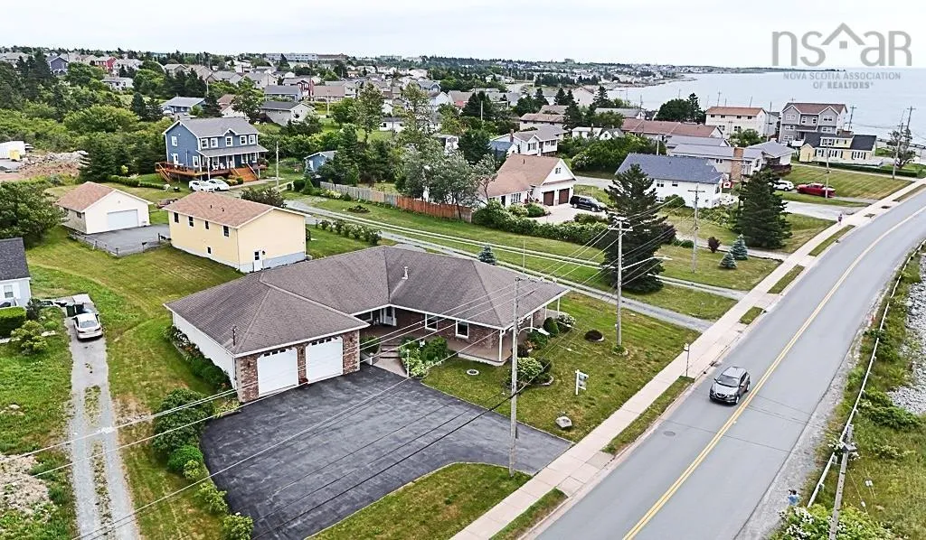 1638 Shore Road, Eastern Passage, NS B3G 1G3, 3 Bedrooms Bedrooms, ,3 BathroomsBathrooms,Residential,For Sale,Shore,202517740