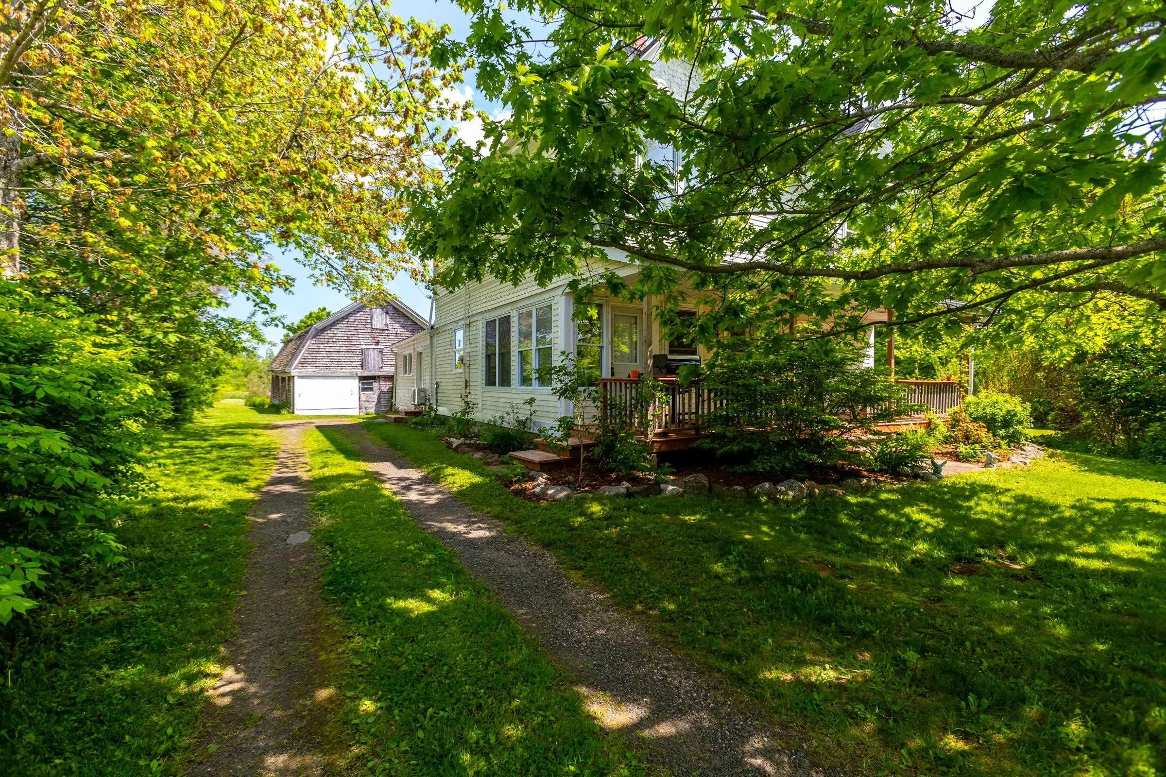 669 Main Street, Lawrencetown, NS B0S 1M0, 4 Bedrooms Bedrooms, ,2 BathroomsBathrooms,Residential,For Sale,Main,202513364