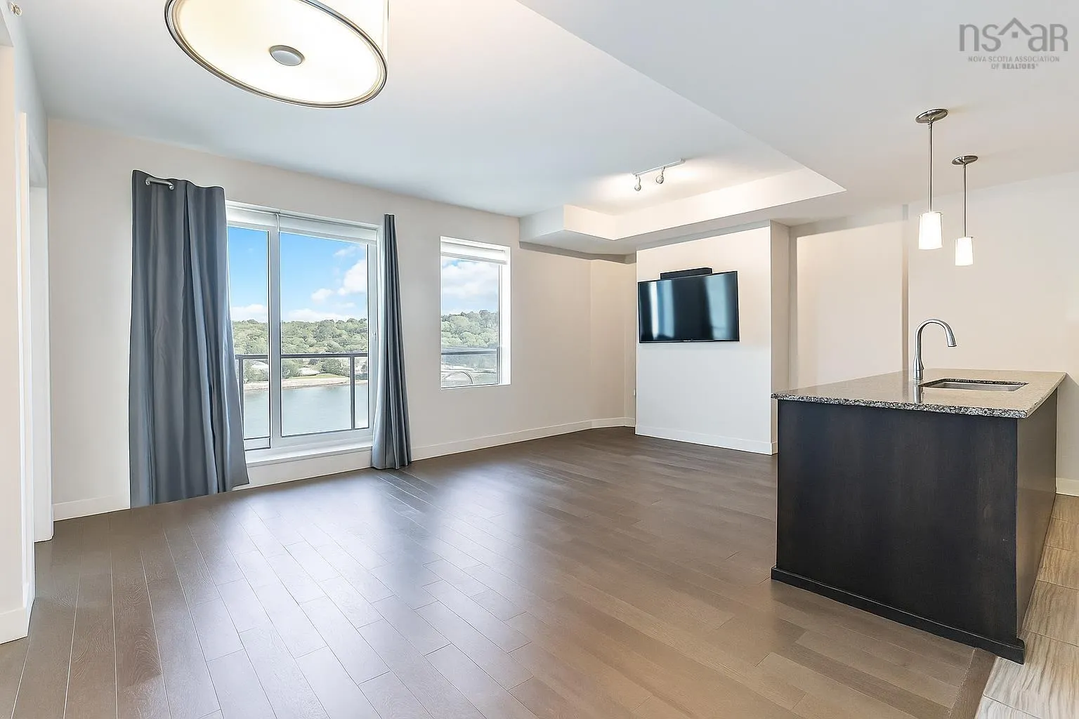 701-67 Kings Wharf Place, Dartmouth, NS B2Y 0C6, 1 Bedroom Bedrooms, ,1 BathroomBathrooms,Residential,For Sale,Kings Wharf,202520669