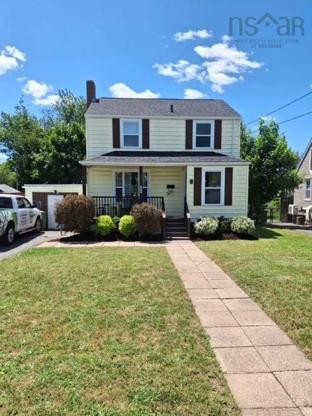 2892 Connaught Avenue, Halifax Peninsula, NS B3L 3A1, 3 Bedrooms Bedrooms, ,2 BathroomsBathrooms,Residential,For Sale,Connaught,202523146