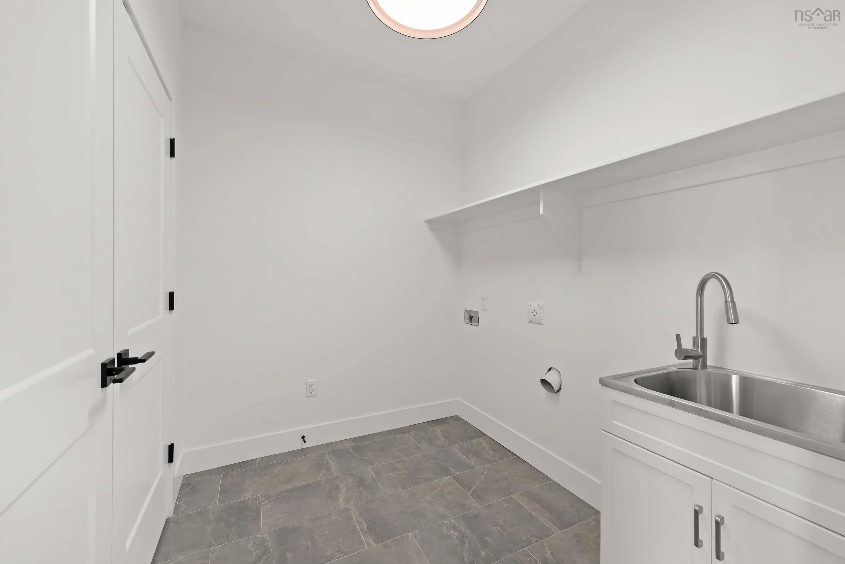 14 Seyval Drive, Avonport Ns B0p 1p0, 2 Bedrooms Bedrooms, ,2 BathroomsBathrooms,Residential,For Sale,Seyval,202324632