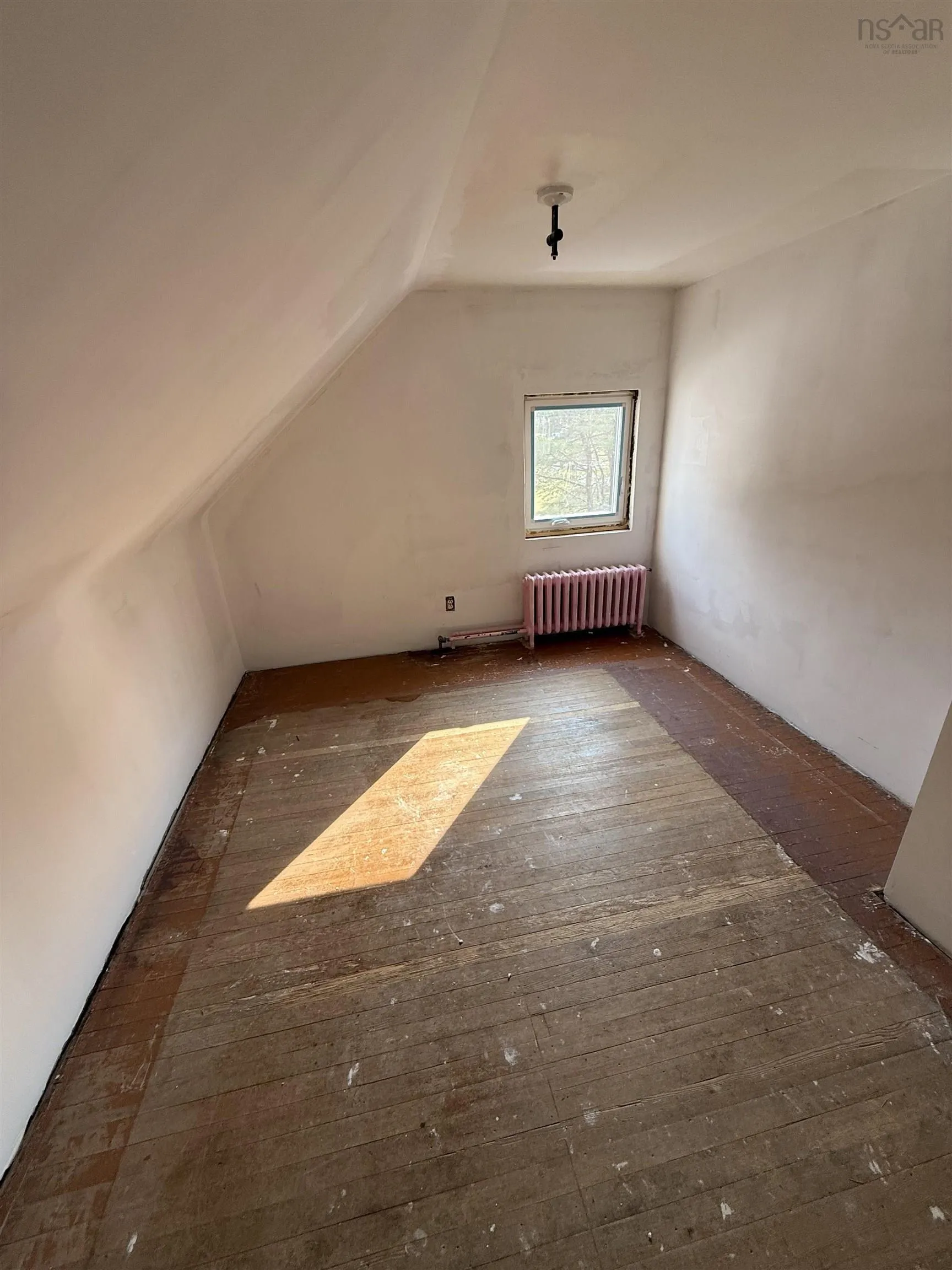 30 Harrison Avenue, Sydney, NS B1S 2Y2, 3 Bedrooms Bedrooms, ,1 BathroomBathrooms,Residential,For Sale,Harrison,202518535
