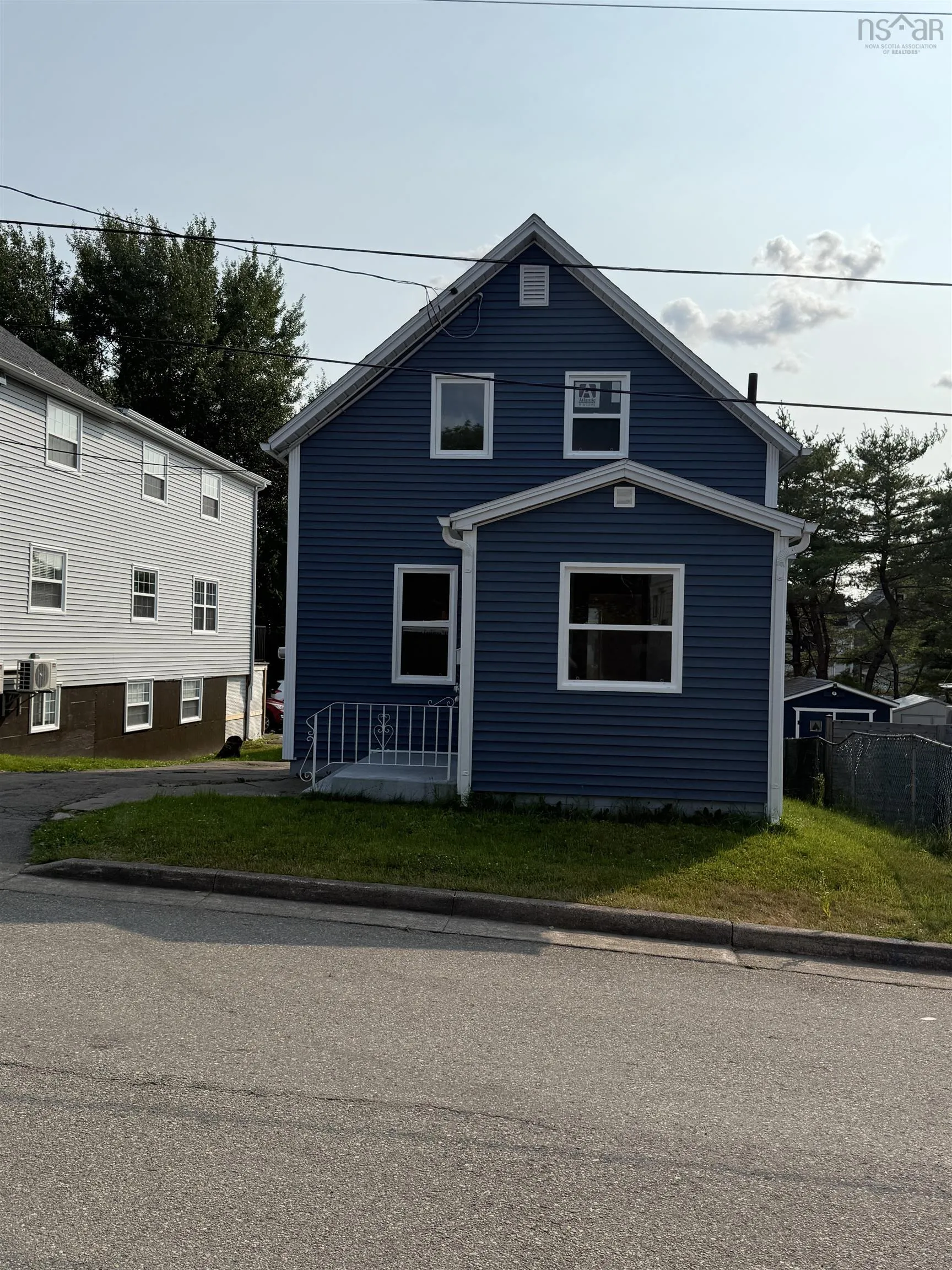 30 Harrison Avenue, Sydney, NS B1S 2Y2, 3 Bedrooms Bedrooms, ,1 BathroomBathrooms,Residential,For Sale,Harrison,202518535