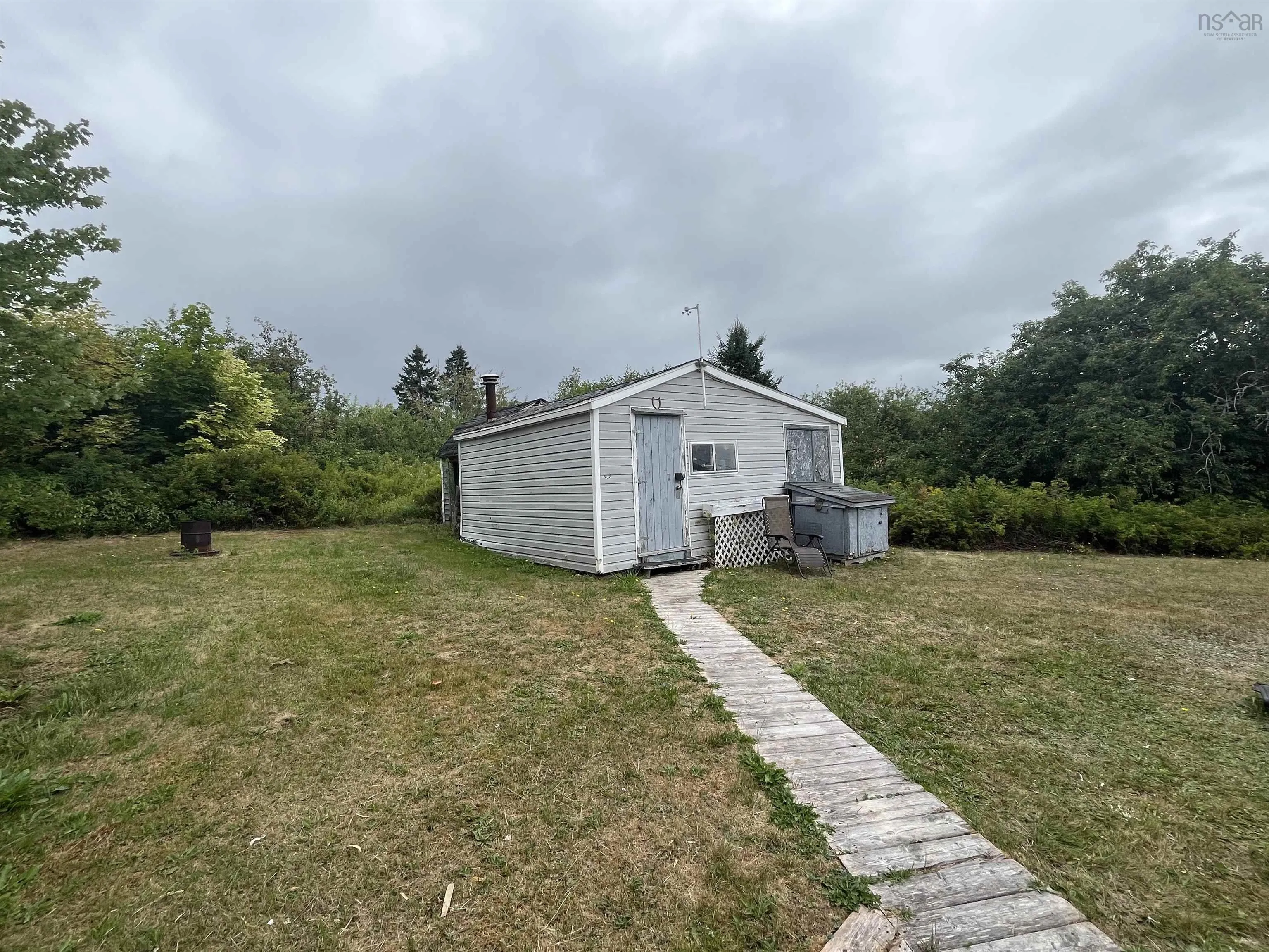 607 Highway 2, Lower Five Islands, NS B0M 1N0, 2 Bedrooms Bedrooms, ,1 BathroomBathrooms,Residential,For Sale,Highway 2,202521004