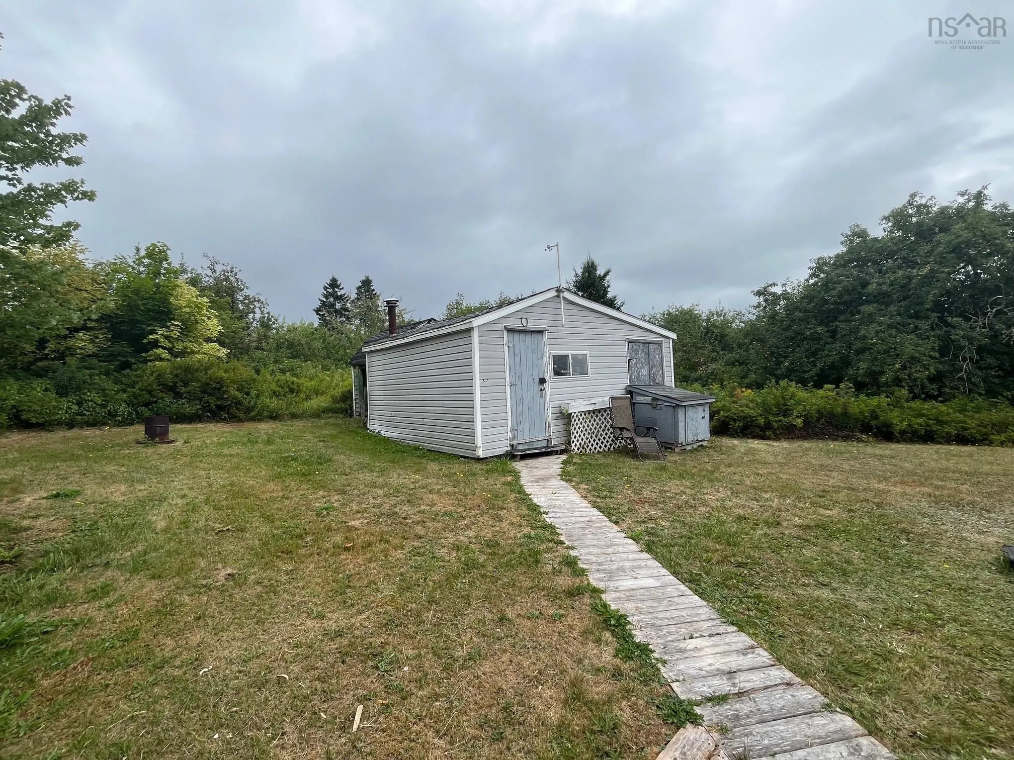 607 Highway 2, Lower Five Islands, NS B0M 1N0, 2 Bedrooms Bedrooms, ,1 BathroomBathrooms,Residential,For Sale,Highway 2,202521004