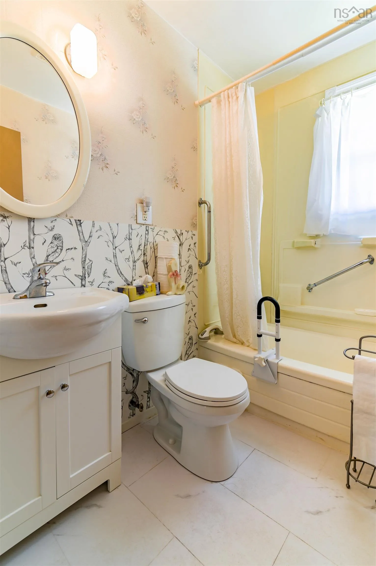 2736 Pinecrest Drive, Coldbrook, NS B4R 1B3, 3 Bedrooms Bedrooms, ,1 BathroomBathrooms,Residential,For Sale,Pinecrest Drive,202520812