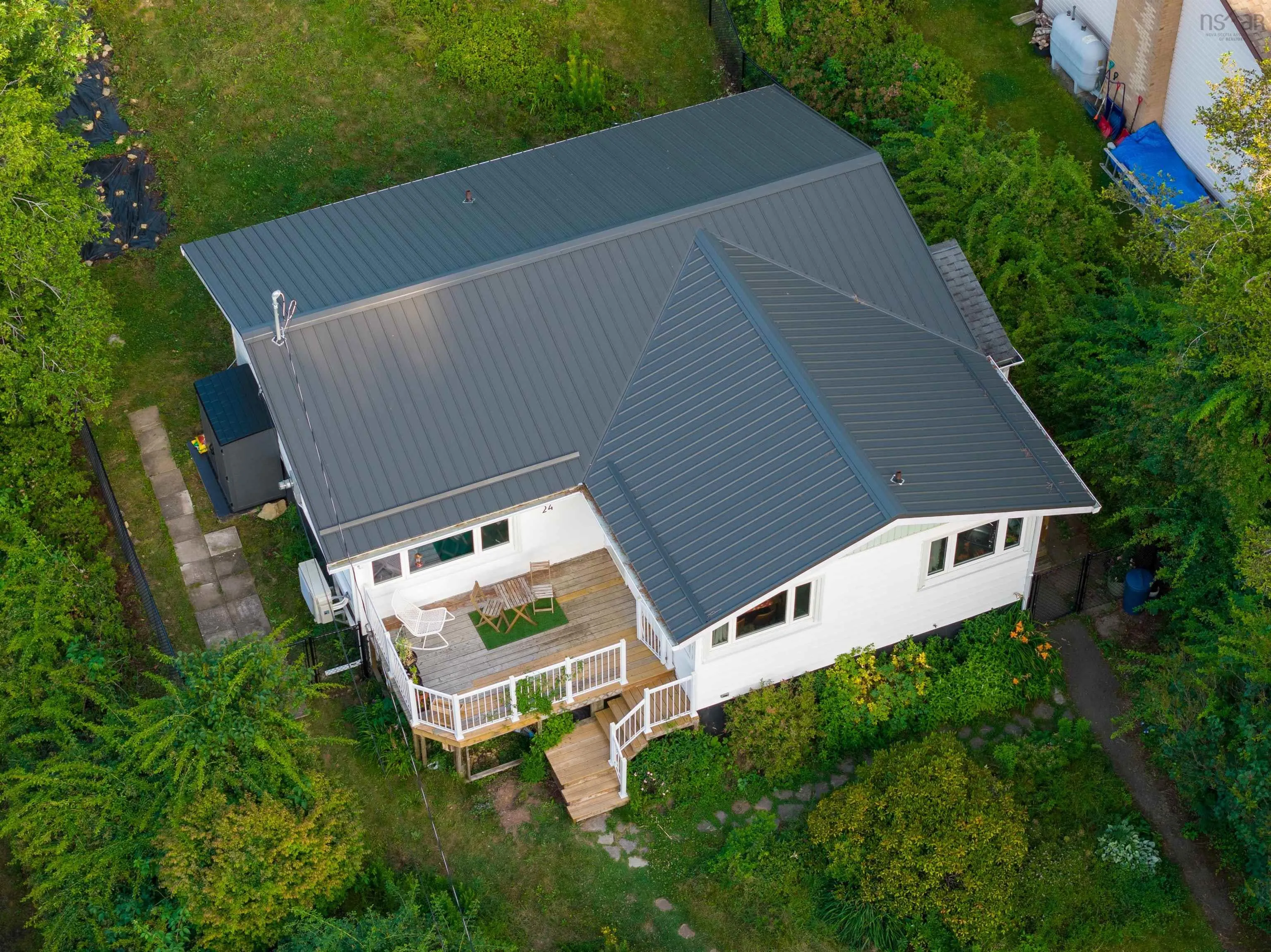 24 Lodge Drive, Halifax, NS B3M 2G7, 5 Bedrooms Bedrooms, ,2 BathroomsBathrooms,Residential,For Sale,Lodge,202518578