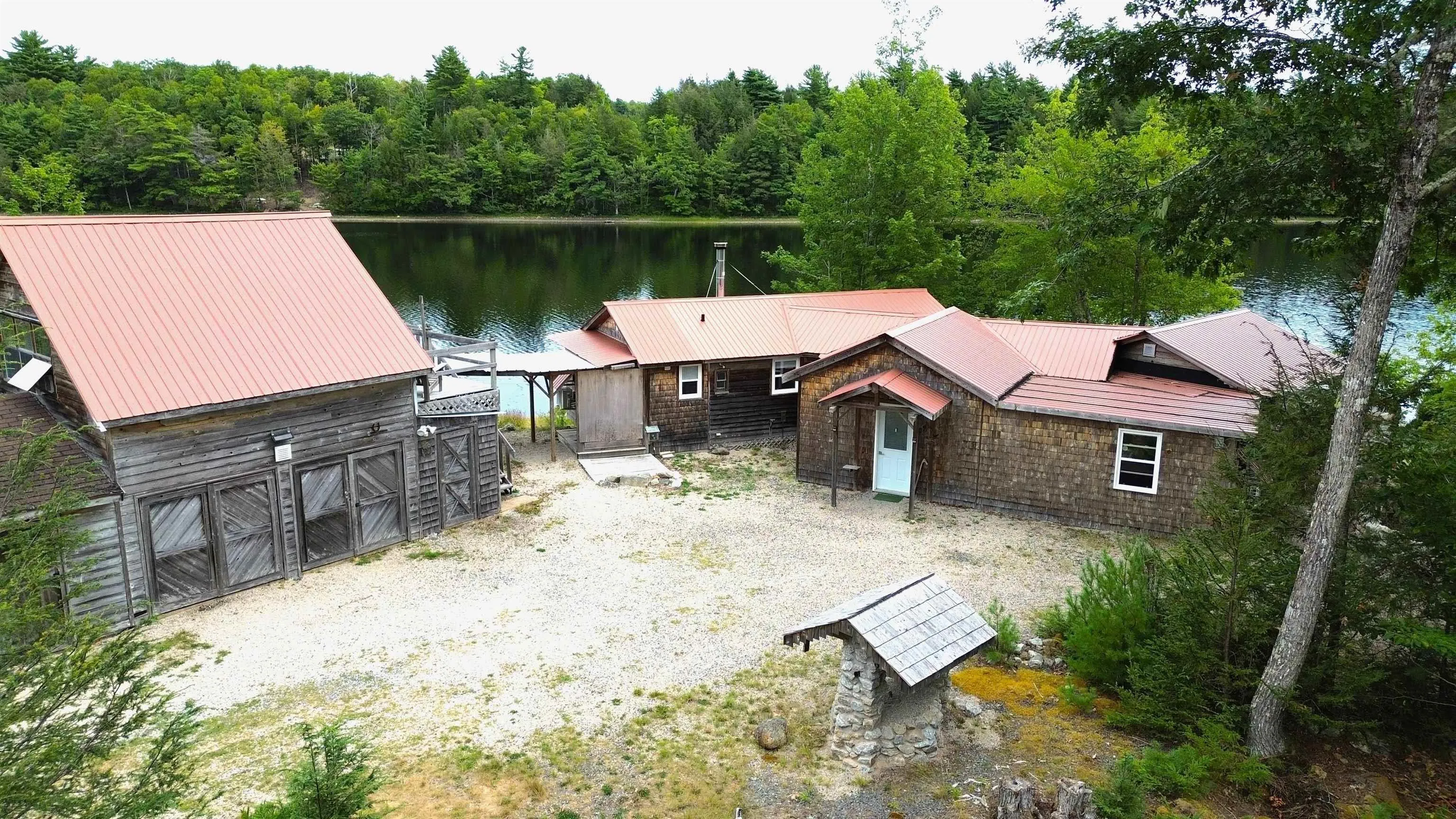 597 Peters Point Road, South Brookfield, NS B0T 1X0, 2 Bedrooms Bedrooms, ,2 BathroomsBathrooms,Residential,For Sale,Peters Point,202521364