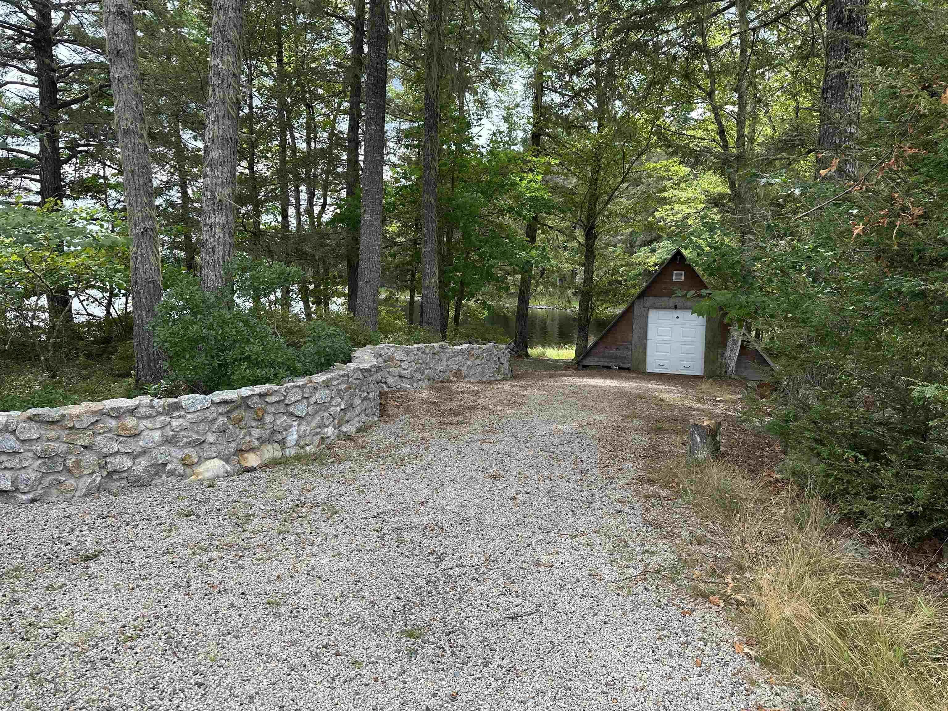 597 Peters Point Road, South Brookfield, NS B0T 1X0, 2 Bedrooms Bedrooms, ,2 BathroomsBathrooms,Residential,For Sale,Peters Point,202521364