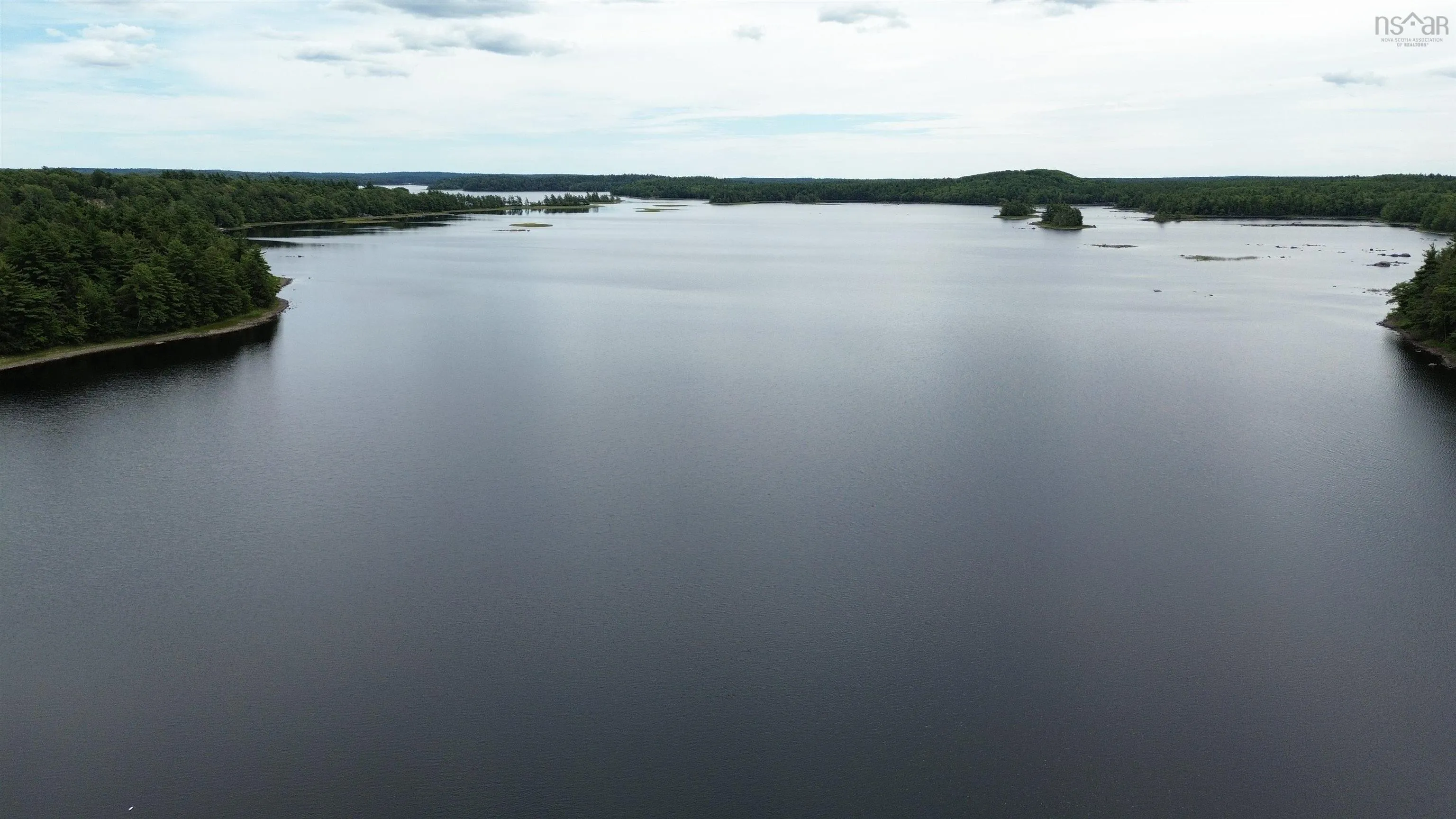597 Peters Point Road, South Brookfield, NS B0T 1X0, 2 Bedrooms Bedrooms, ,2 BathroomsBathrooms,Residential,For Sale,Peters Point,202521364