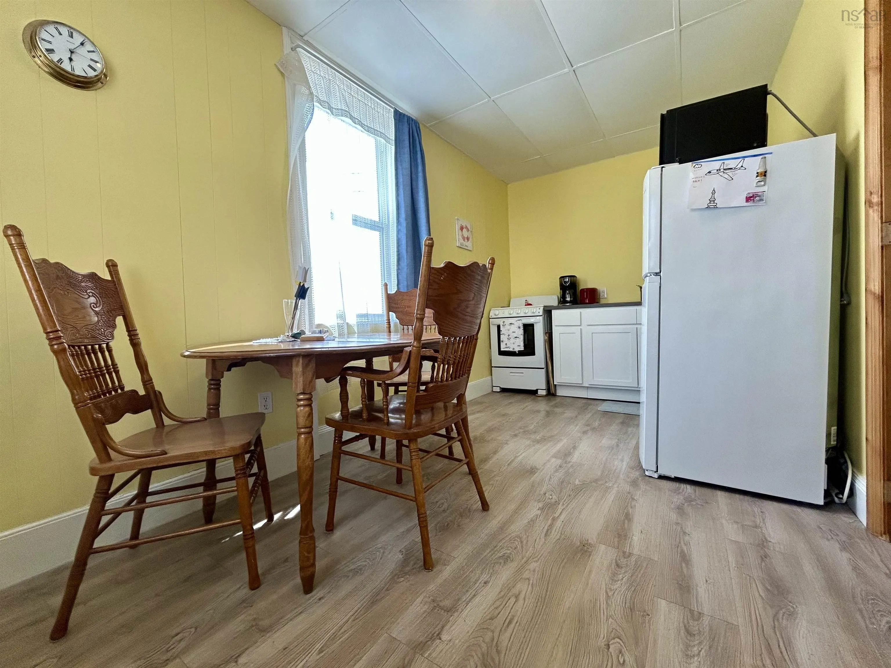 137-139 Water, Pictou Ns B0k 1h0, 4 Bedrooms Bedrooms, ,Residential Income,For Sale,Water,202510383