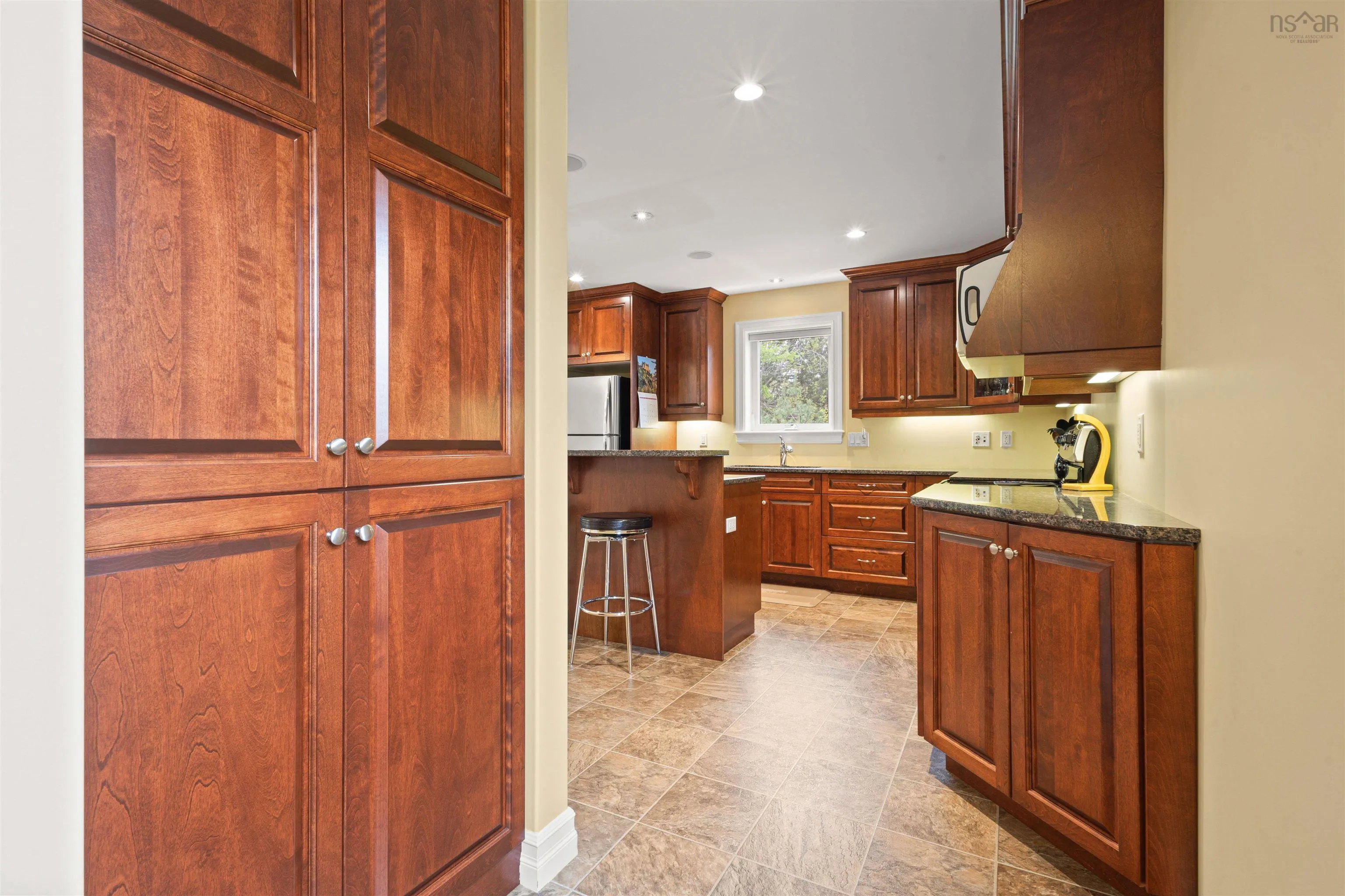 46 Melwood Avenue, Halifax, NS B3N 1E5, 4 Bedrooms Bedrooms, ,4 BathroomsBathrooms,Residential,For Sale,Melwood,202513603