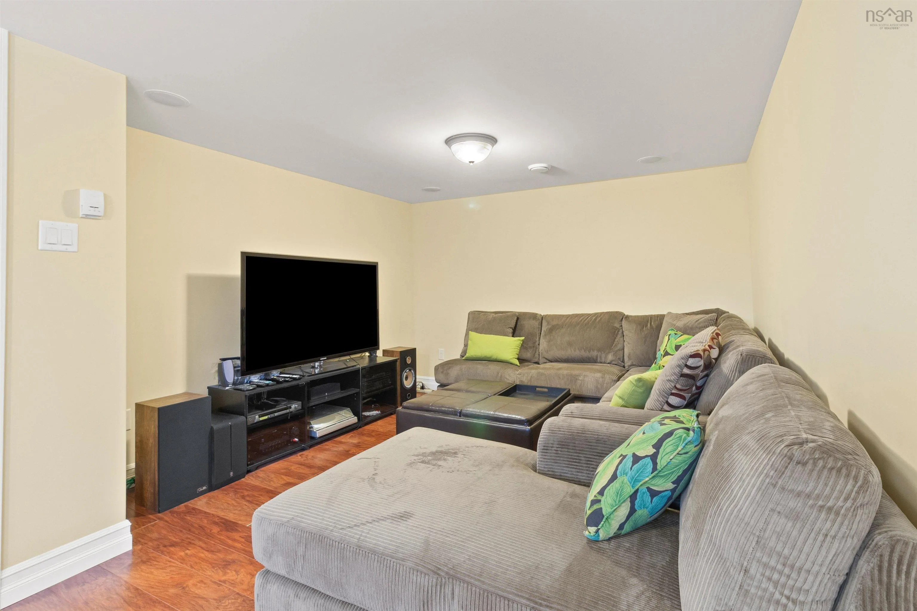 46 Melwood Avenue, Halifax, NS B3N 1E5, 4 Bedrooms Bedrooms, ,4 BathroomsBathrooms,Residential,For Sale,Melwood,202513603