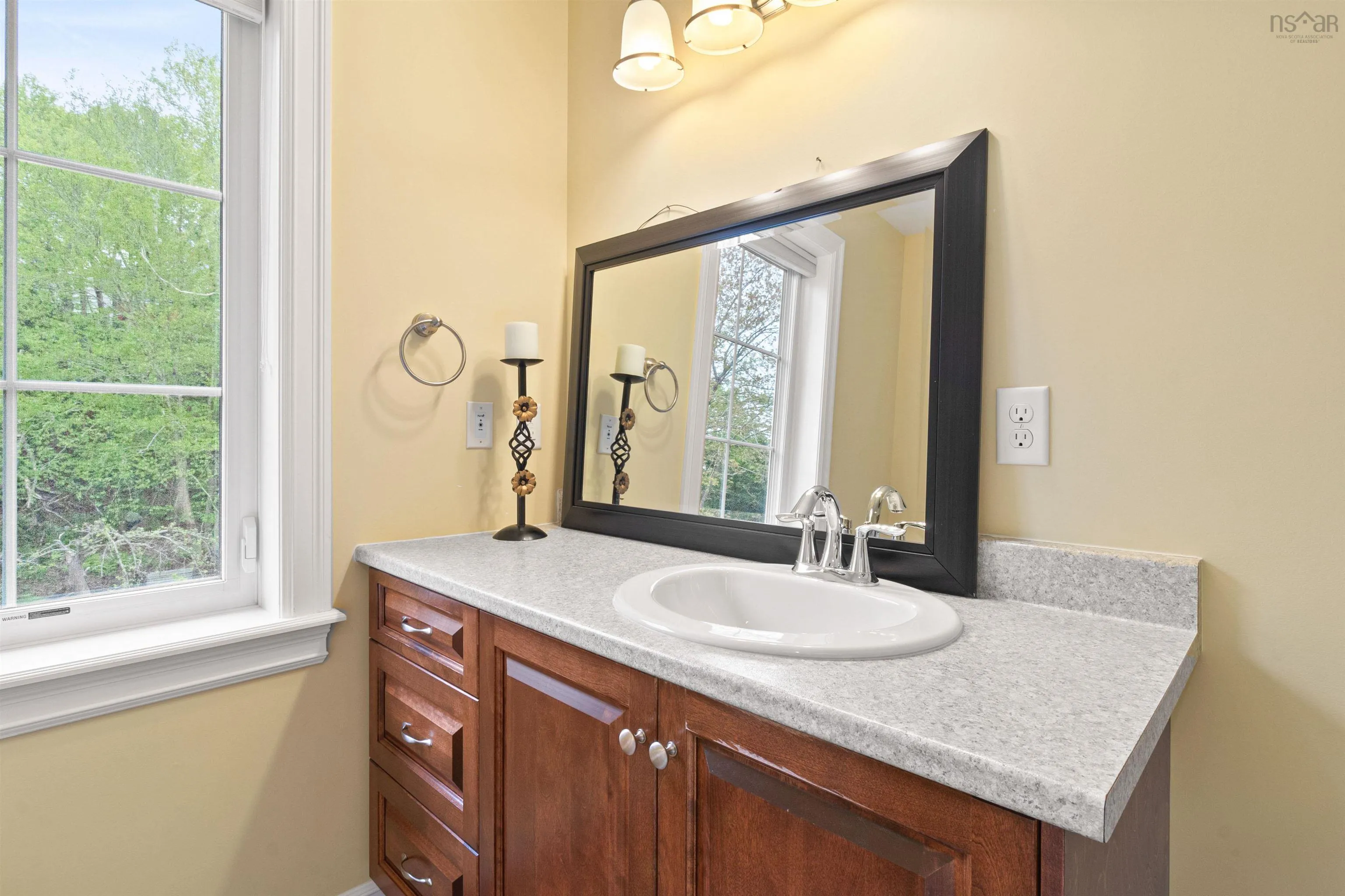 46 Melwood Avenue, Halifax, NS B3N 1E5, 4 Bedrooms Bedrooms, ,4 BathroomsBathrooms,Residential,For Sale,Melwood,202513603