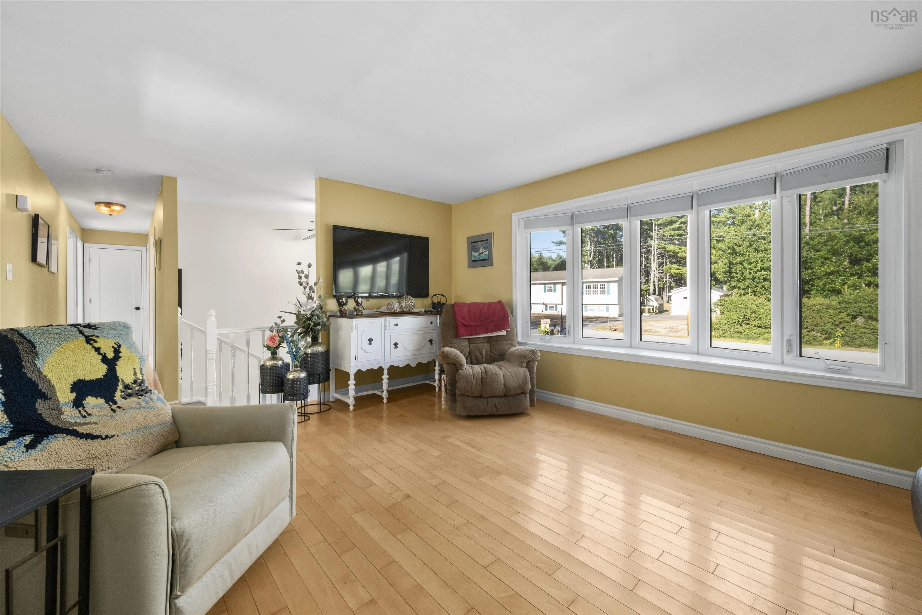 1115 Tufts Avenue, Greenwood, NS B0S 1R0, 5 Bedrooms Bedrooms, ,2 BathroomsBathrooms,Residential,For Sale,Tufts,202523409