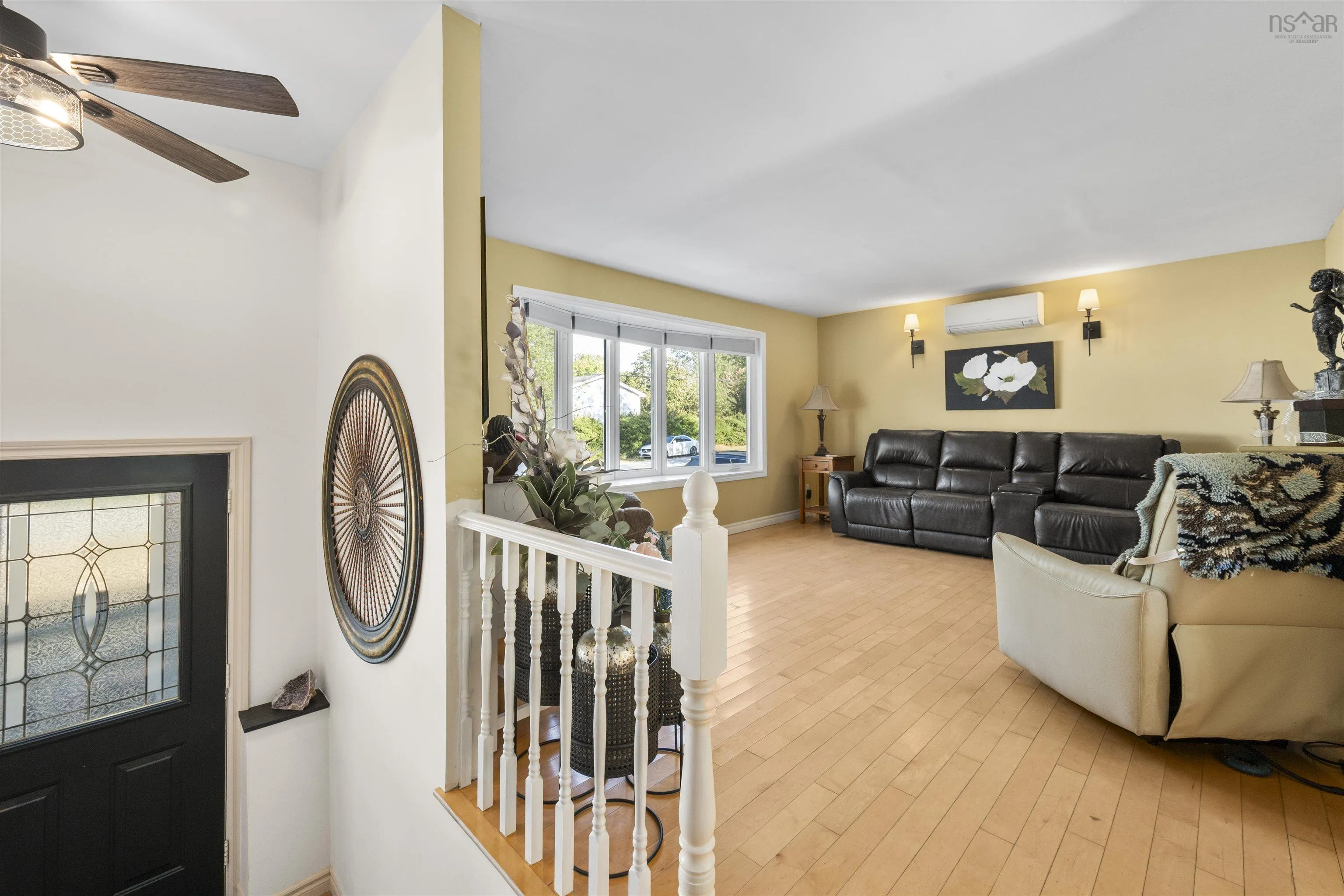 1115 Tufts Avenue, Greenwood, NS B0S 1R0, 5 Bedrooms Bedrooms, ,2 BathroomsBathrooms,Residential,For Sale,Tufts,202523409