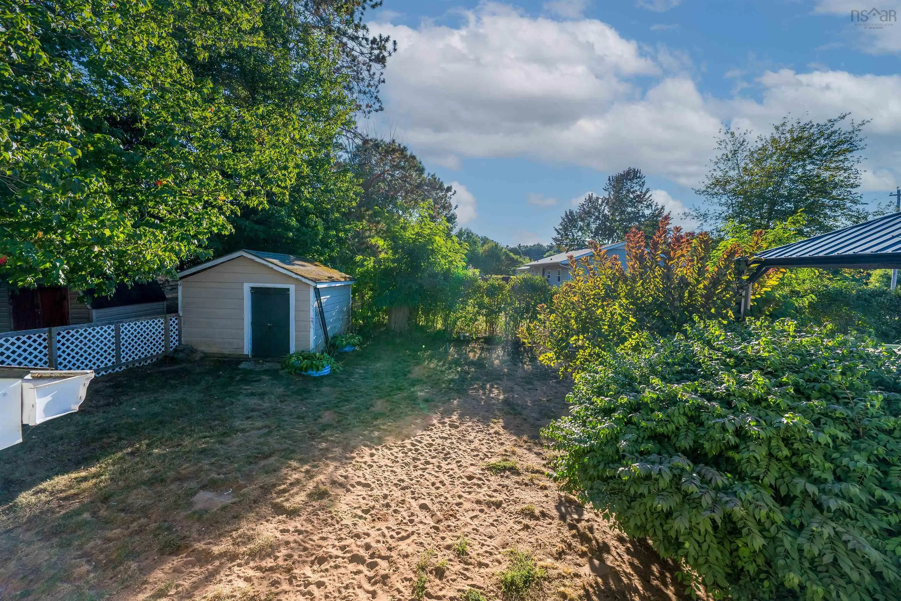 1115 Tufts Avenue, Greenwood, NS B0S 1R0, 5 Bedrooms Bedrooms, ,2 BathroomsBathrooms,Residential,For Sale,Tufts,202523409