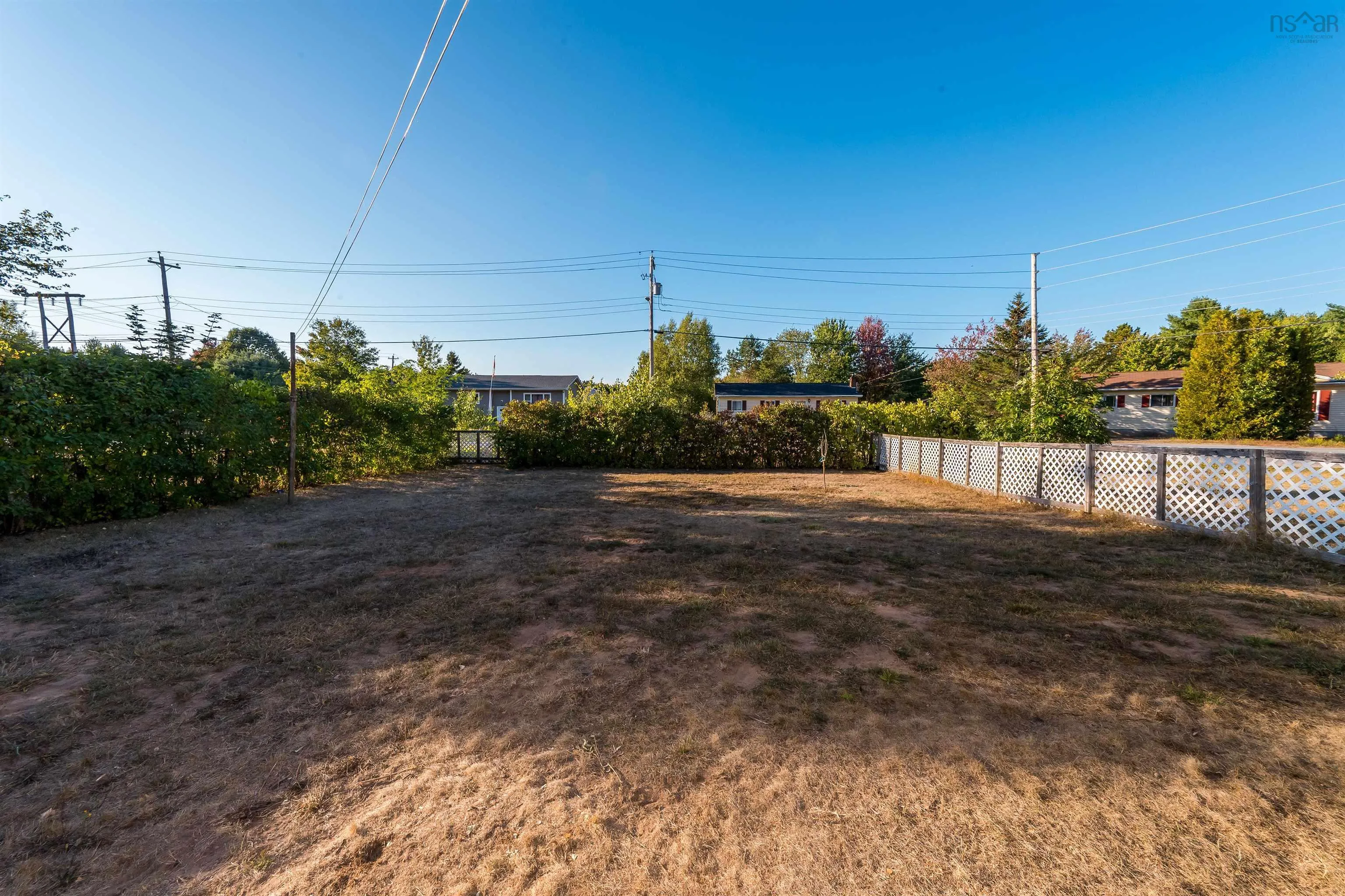 1115 Tufts Avenue, Greenwood, NS B0S 1R0, 5 Bedrooms Bedrooms, ,2 BathroomsBathrooms,Residential,For Sale,Tufts,202523409